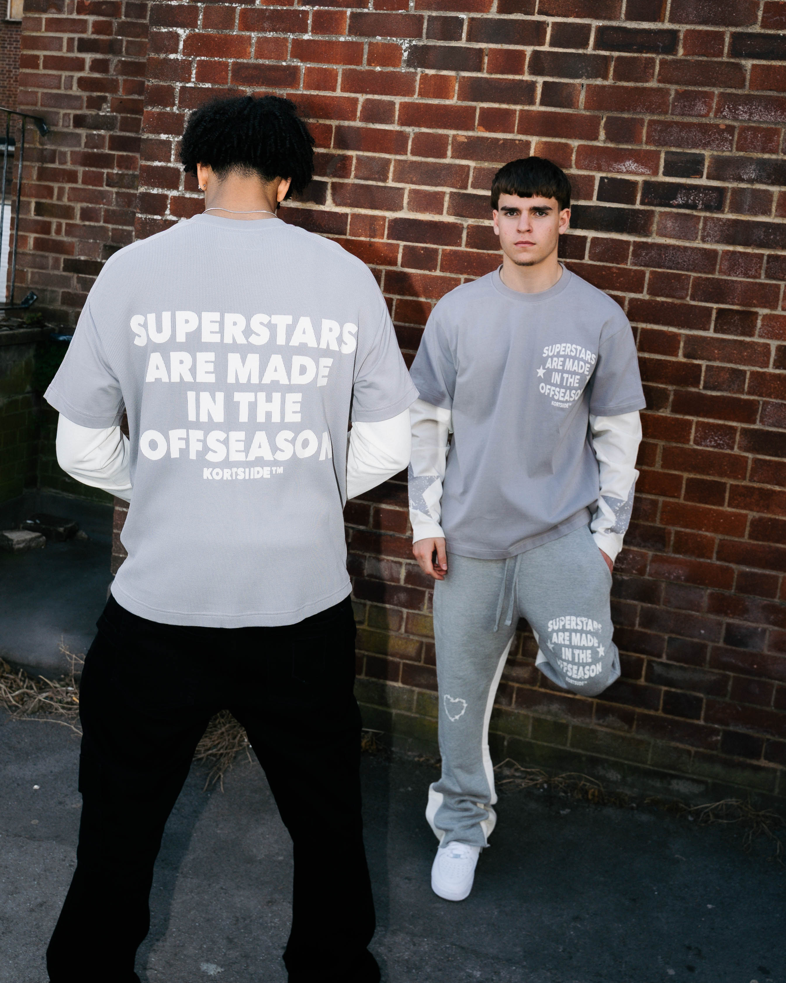 Model view of Kortsiide Superstar Layered Grey T-Shirt