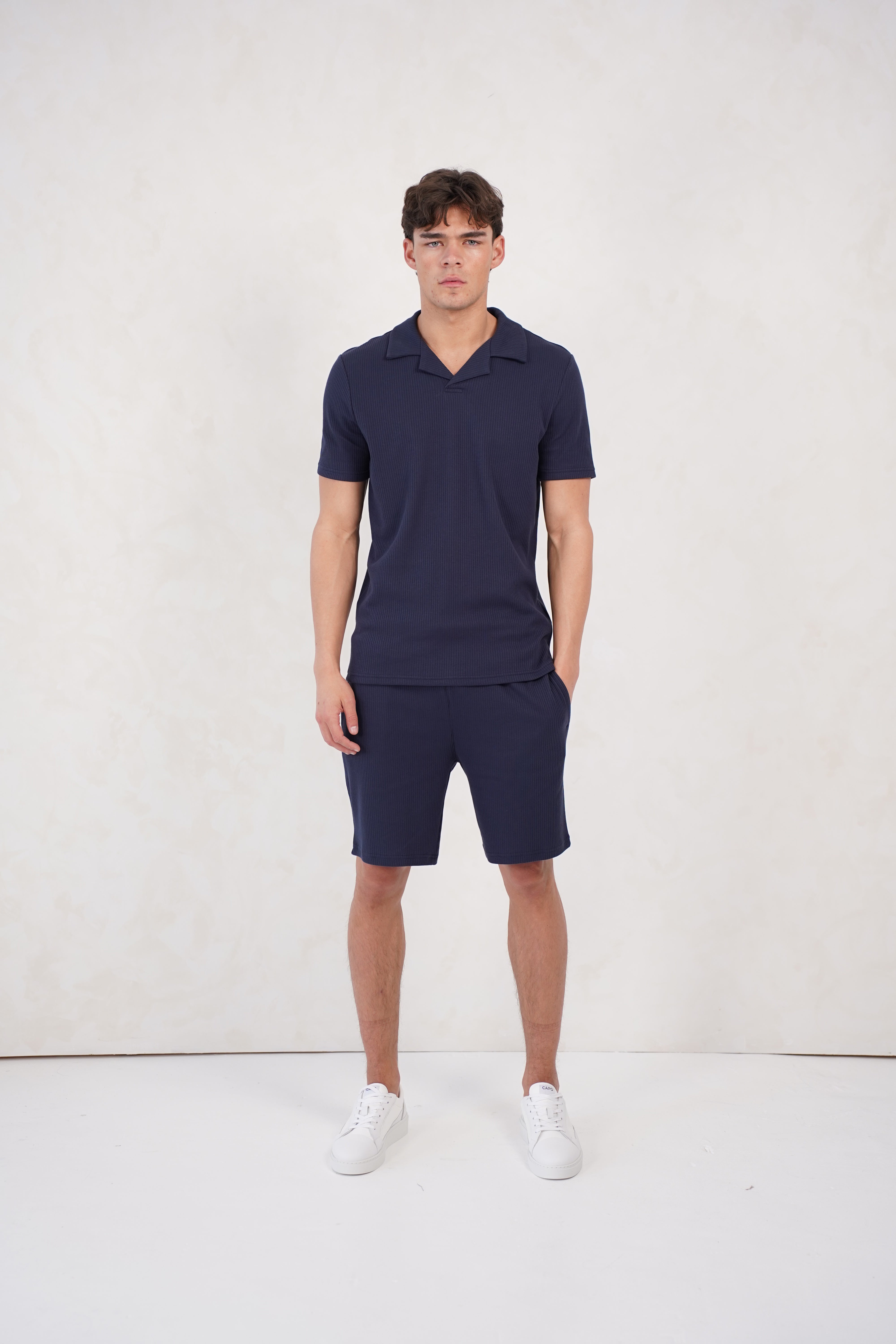 CAPO Pleated Navy Shorts