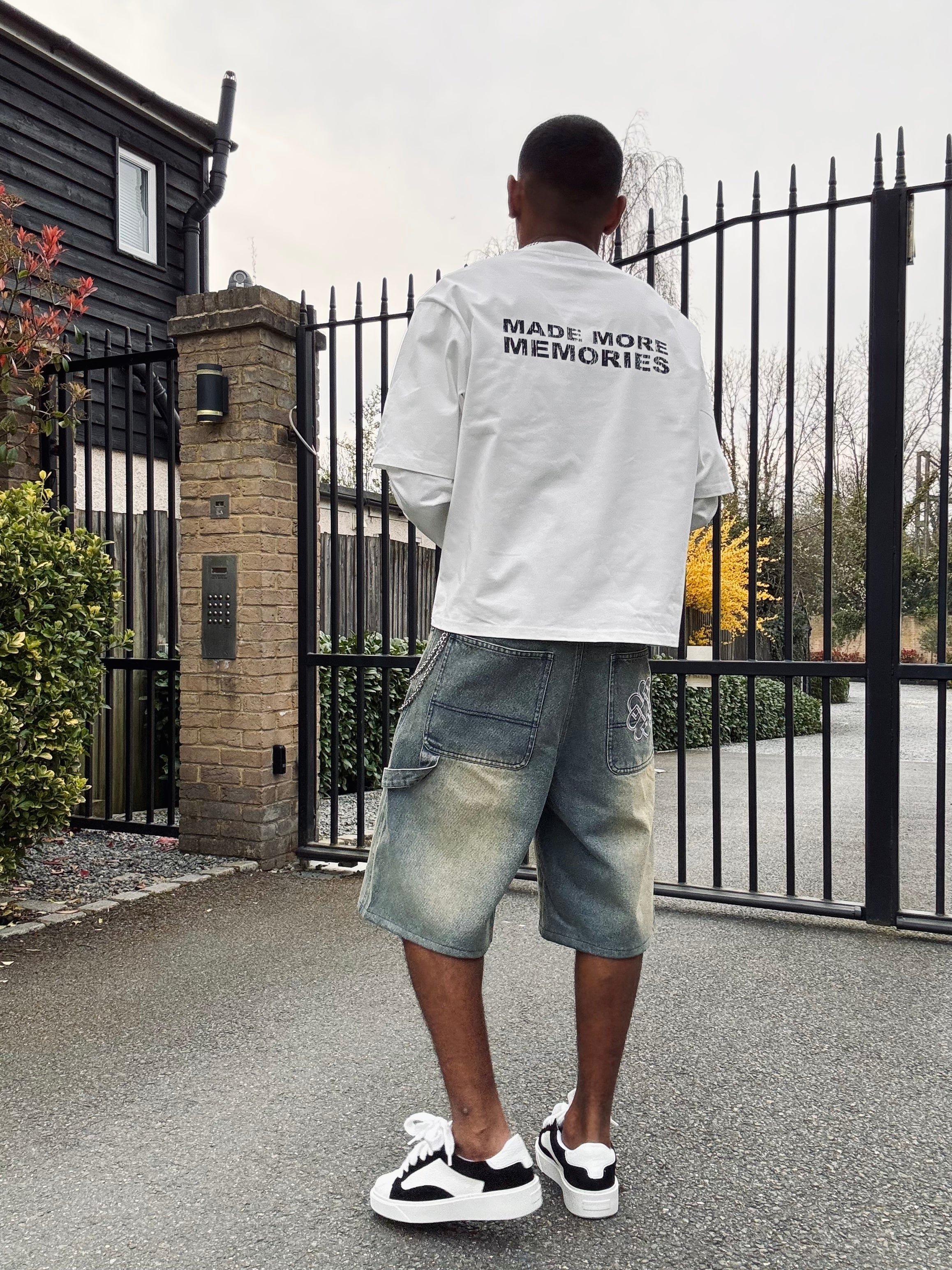 Bénir Clothing Made Many Mistakes Off White T-Shirt