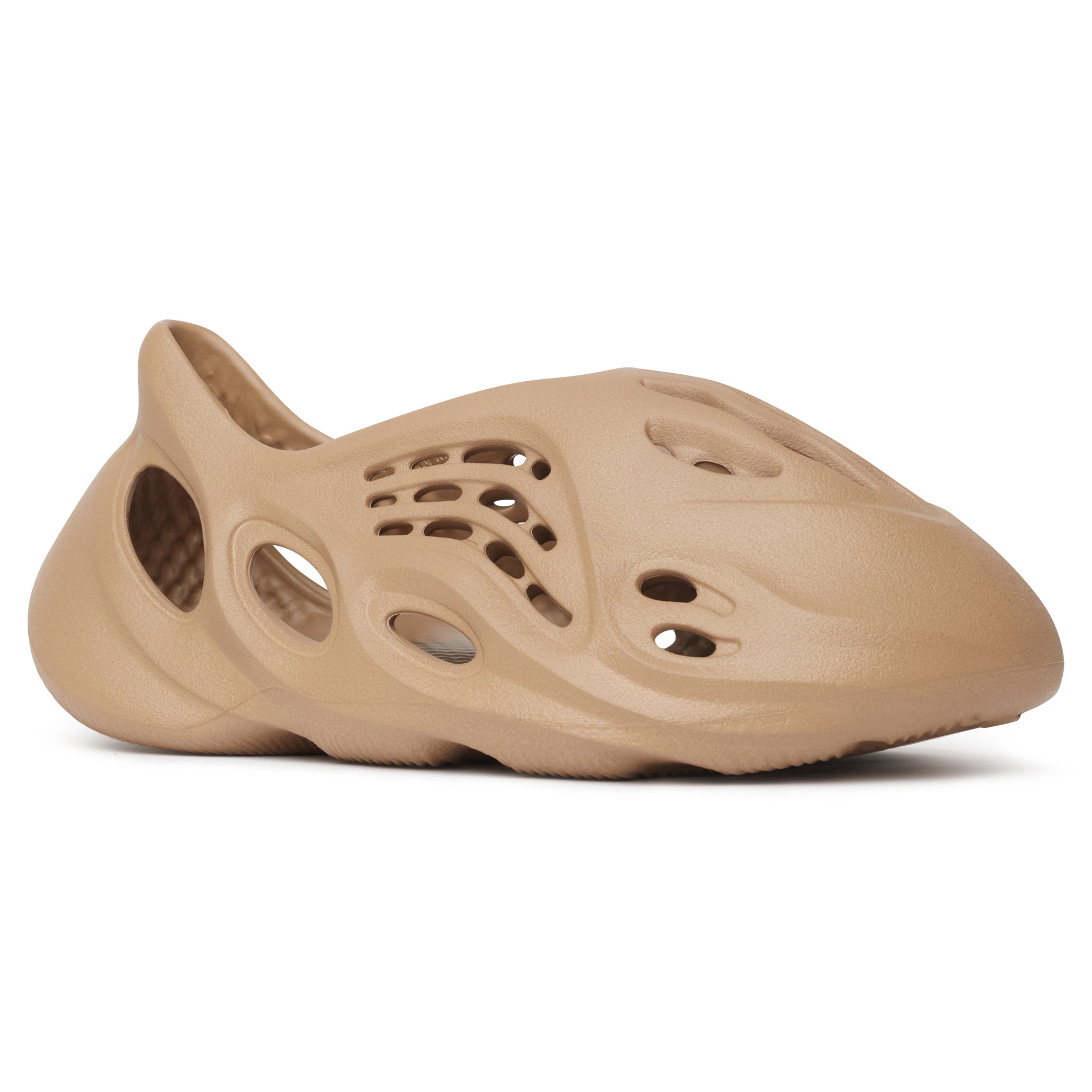 Front side view of Adidas Yeezy Foam RNNR Clay Taupe (1 x Right Foot)