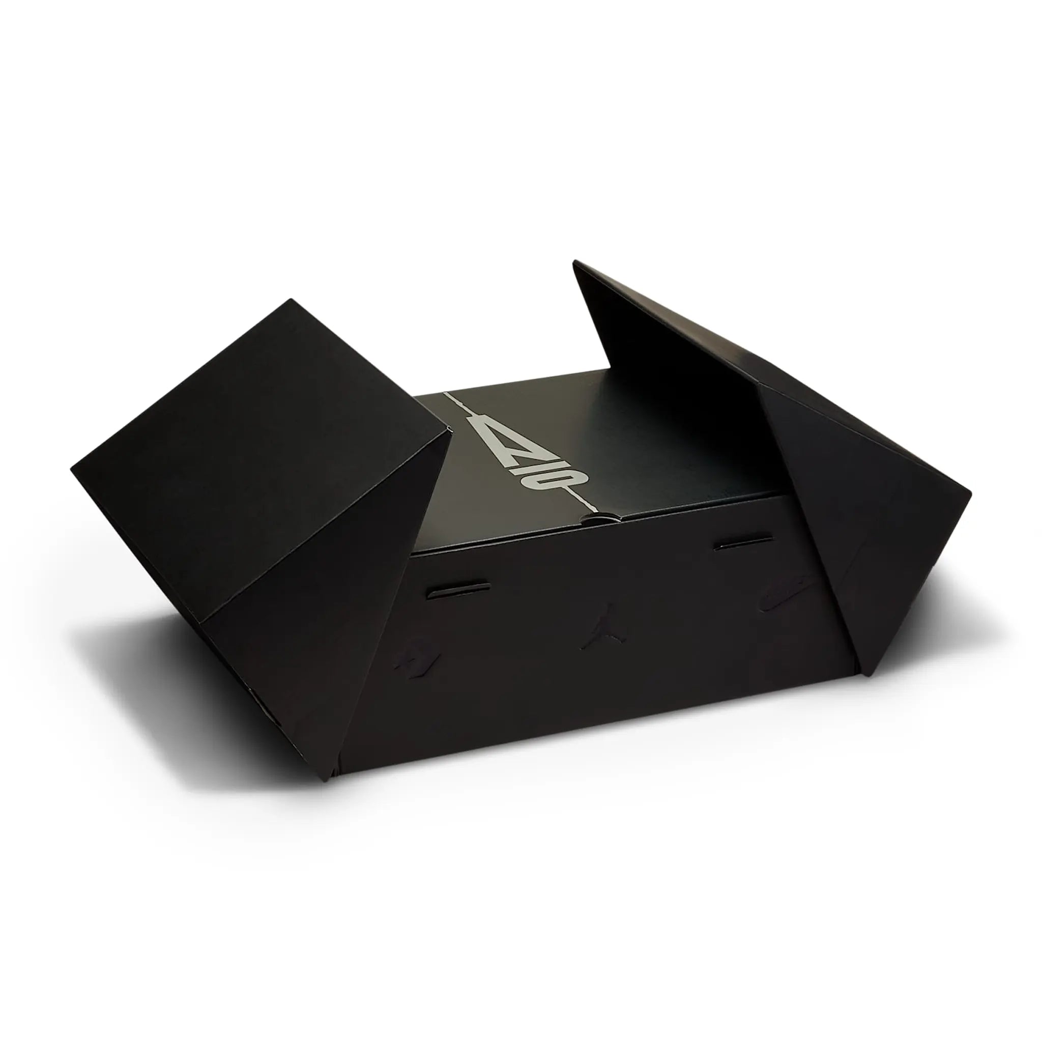 Box View of A Ma Maniére x Air Jordan 4 Retro Phantom (W) FZ4810-200