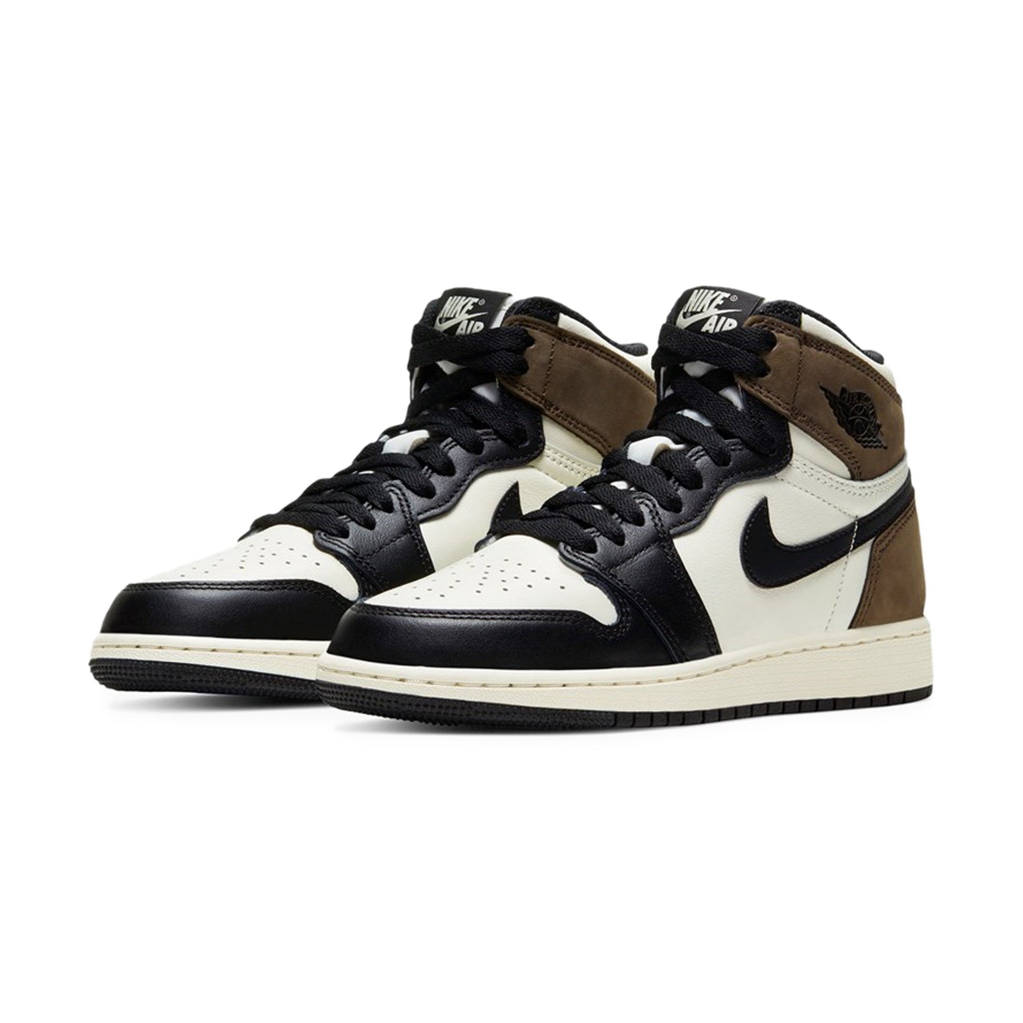 Front side view of Air Jordan 1 High Mocha (GS) 575441-105
