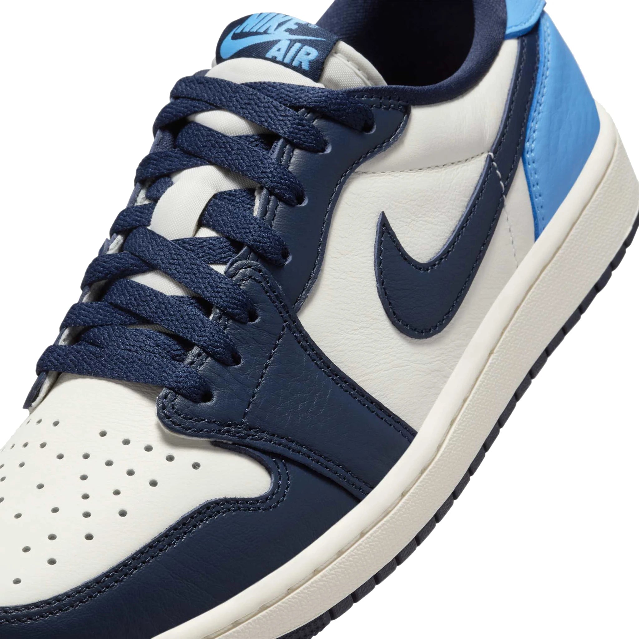 Detail view of Air Jordan 1 Low OG Obsidian UNC CZ0790-400