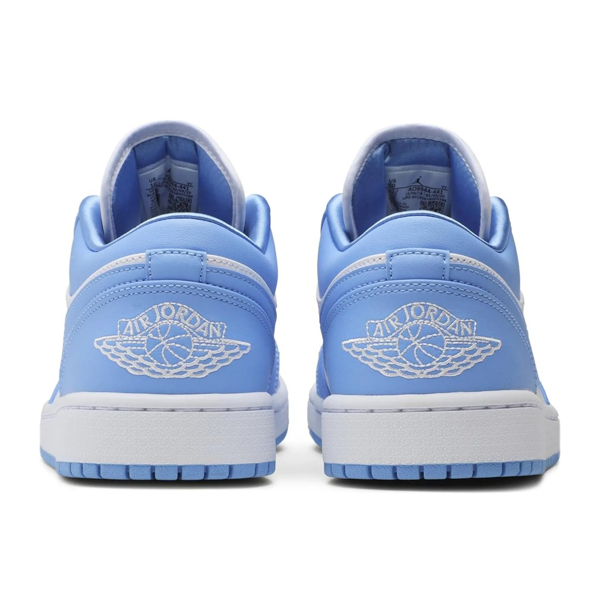 Back view of Air Jordan 1 Low UNC (W) AO9944-441