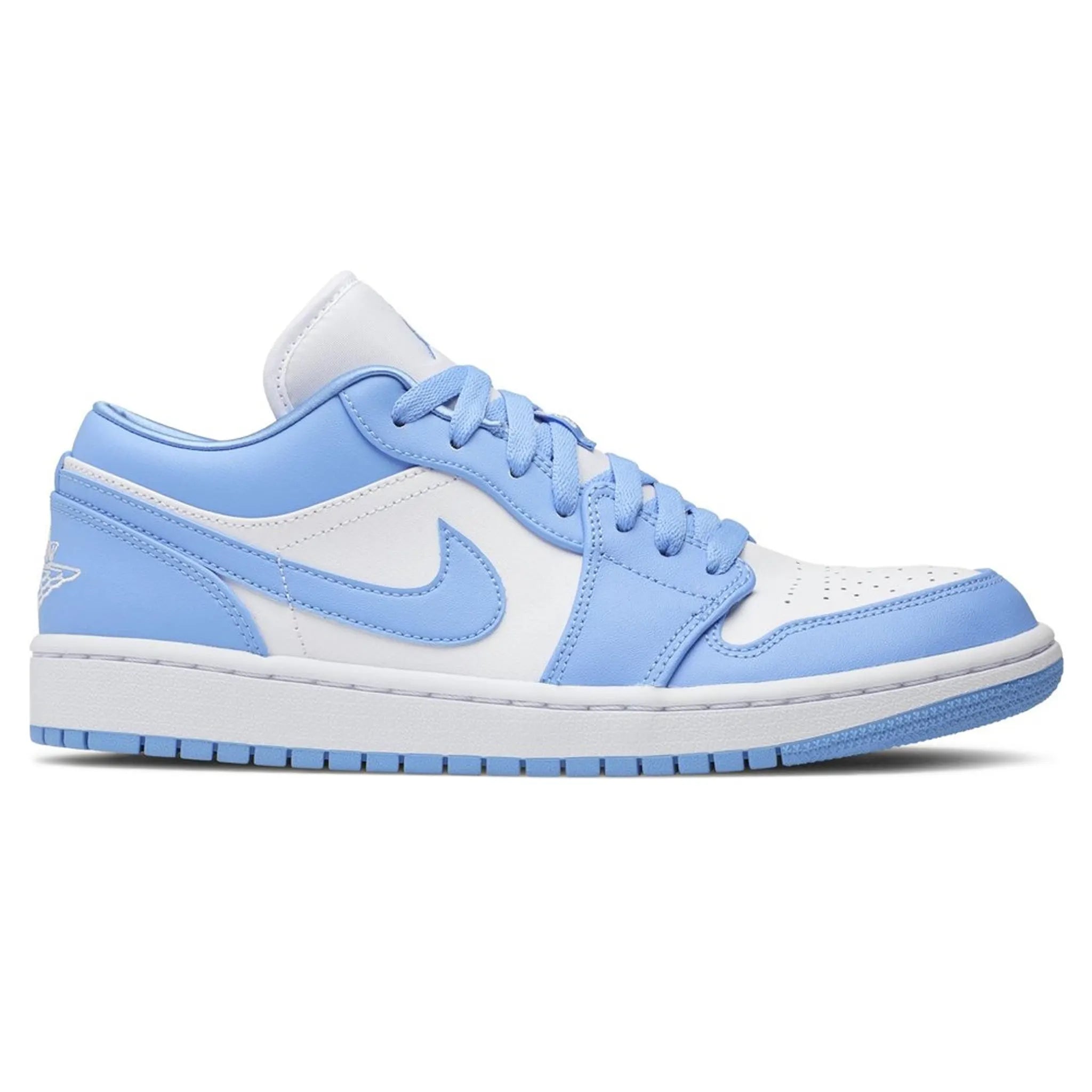 Side view of Air Jordan 1 Low UNC (W) AO9944-441