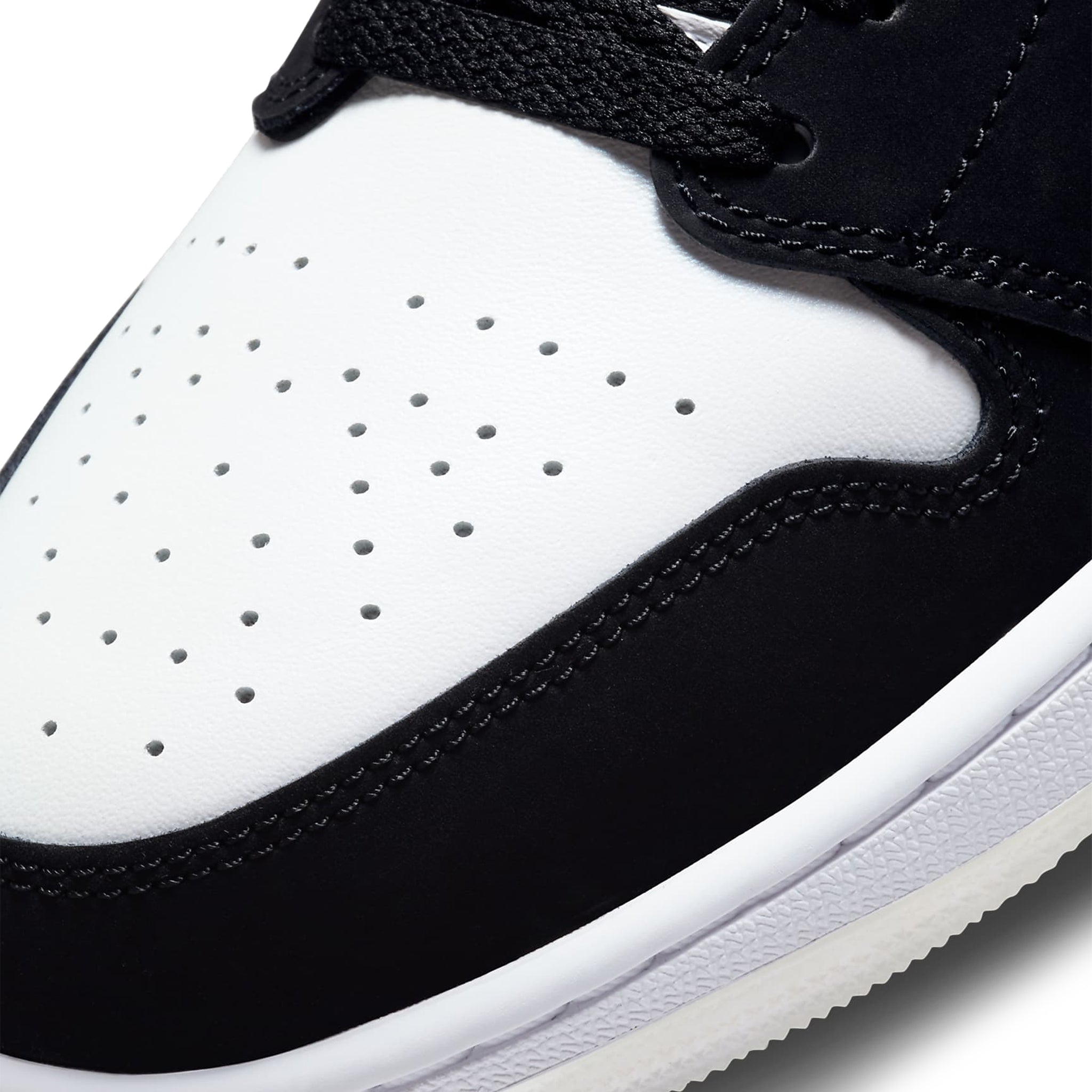 Toe box view of Air Jordan 1 Mid Diamond Shorts DH6933-100