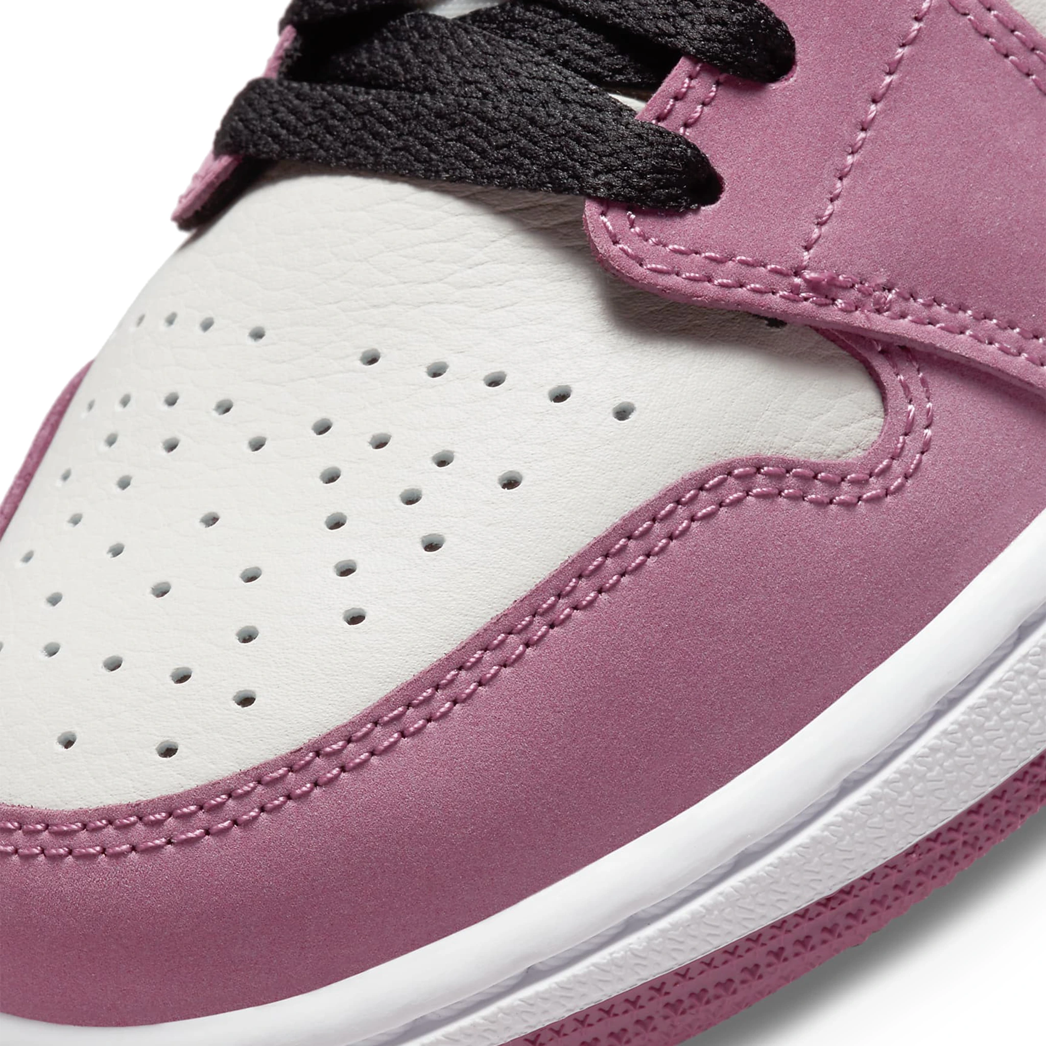 Toe box view of Air Jordan 1 Mid SE Berry Pink (W) DC7267-500