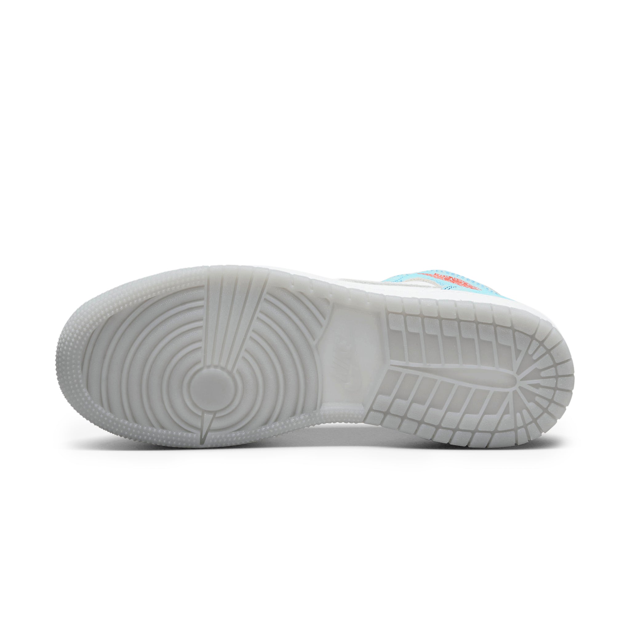 Sole view of Air Jordan 1 Mid SE French Blue Light Steel (GS) DR6235-401