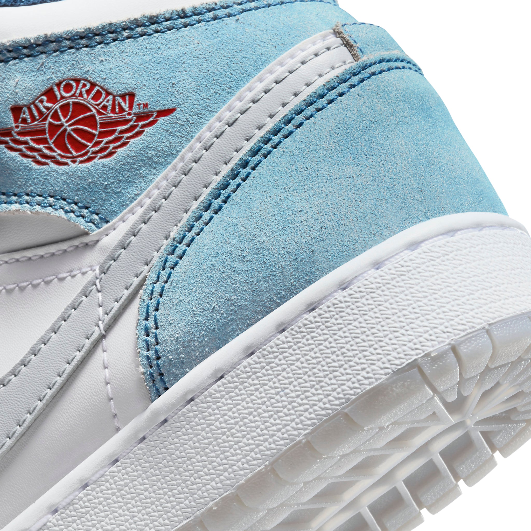 Wings logo view of Air Jordan 1 Mid SE French Blue Light Steel (GS) DR6235-401