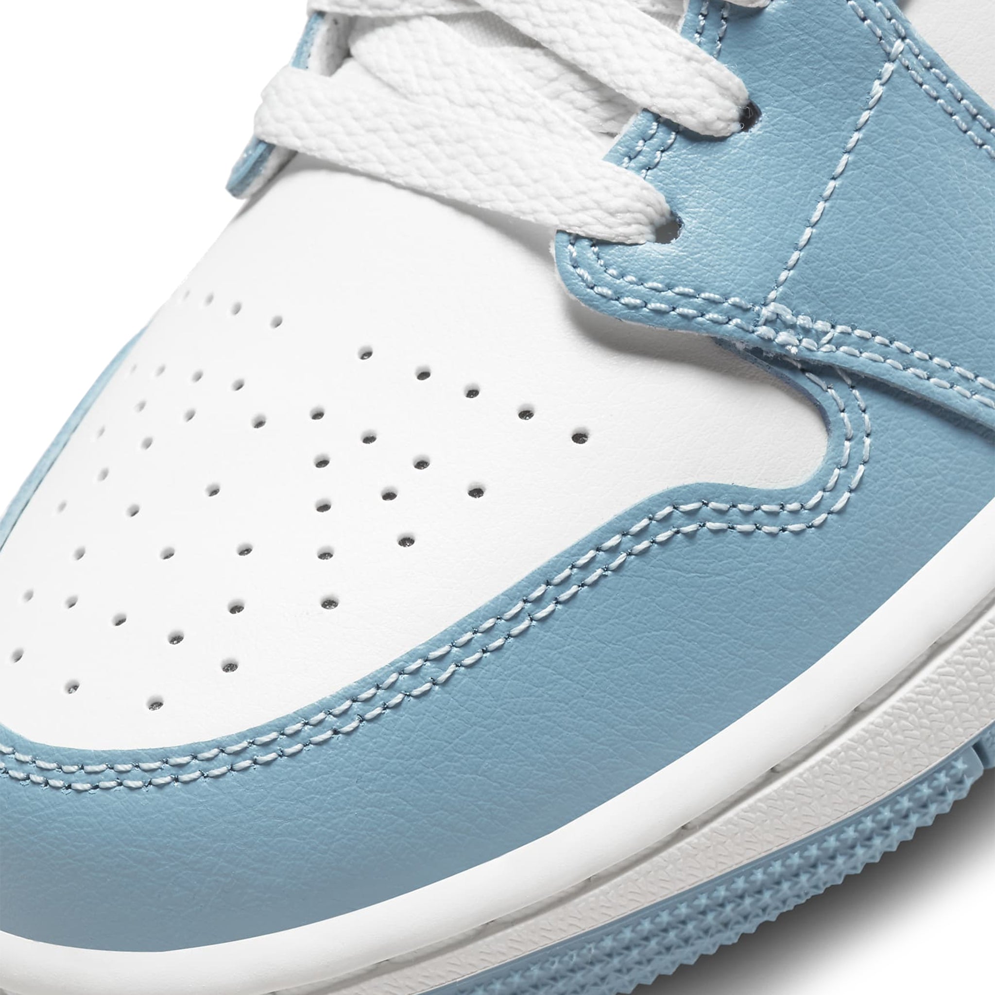 Toe box view of Air Jordan 1 Mid UNC (2022) (W) BQ6472-141