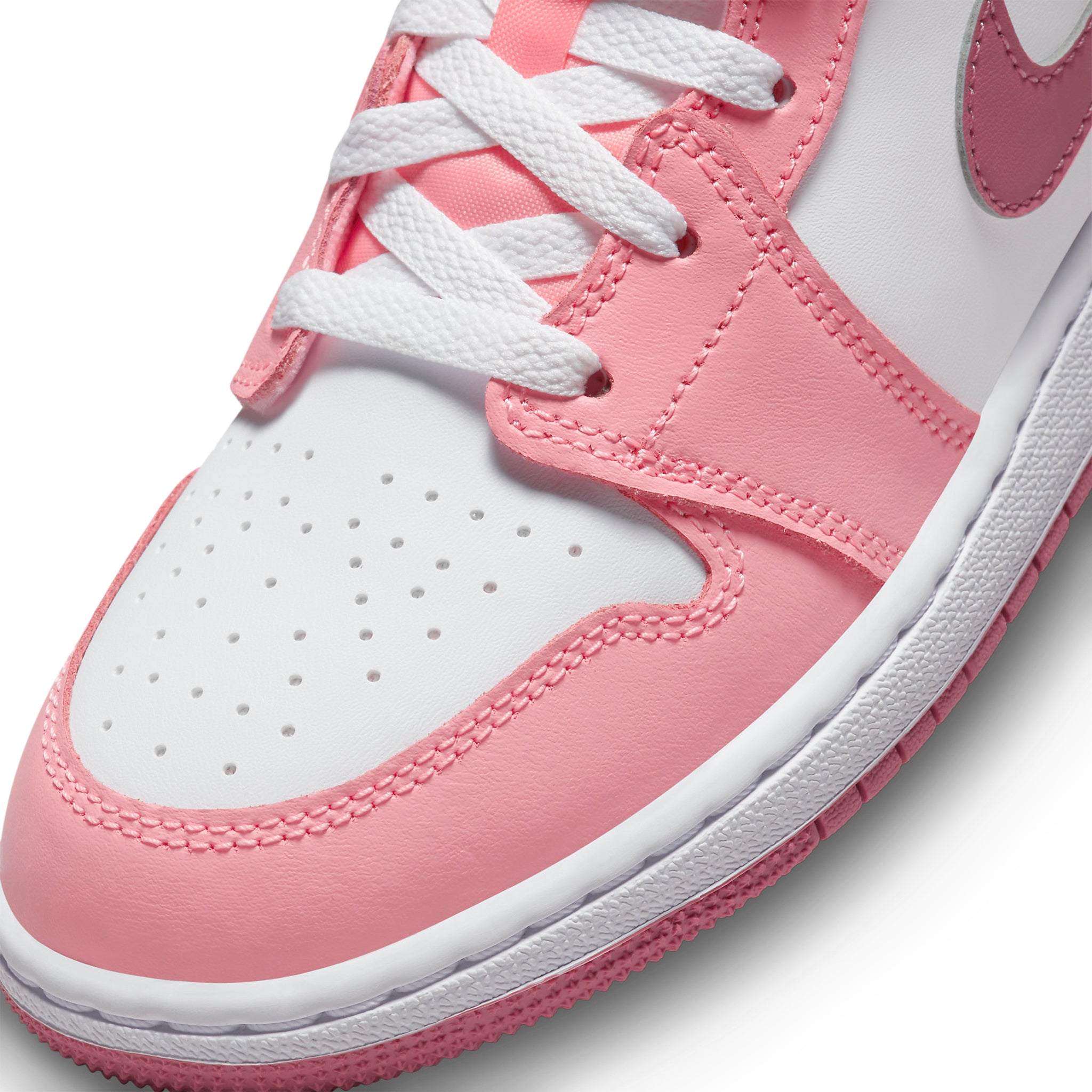 Toe box view of Air Jordan 1 Mid Valentine's Day (2023) (GS) DQ8423-616