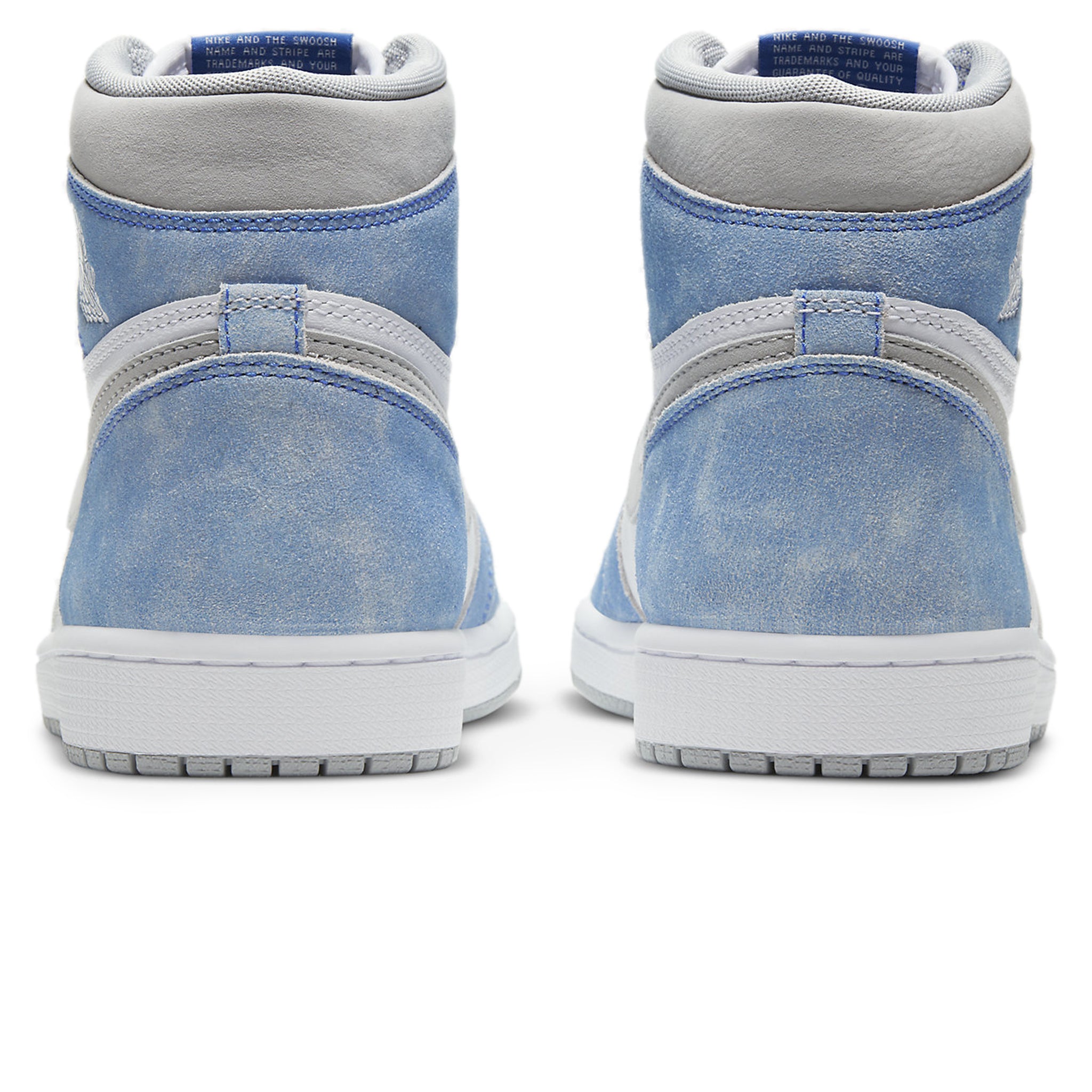 Heel view of Air Jordan 1 Retro High OG Hyper Royal 555088-402