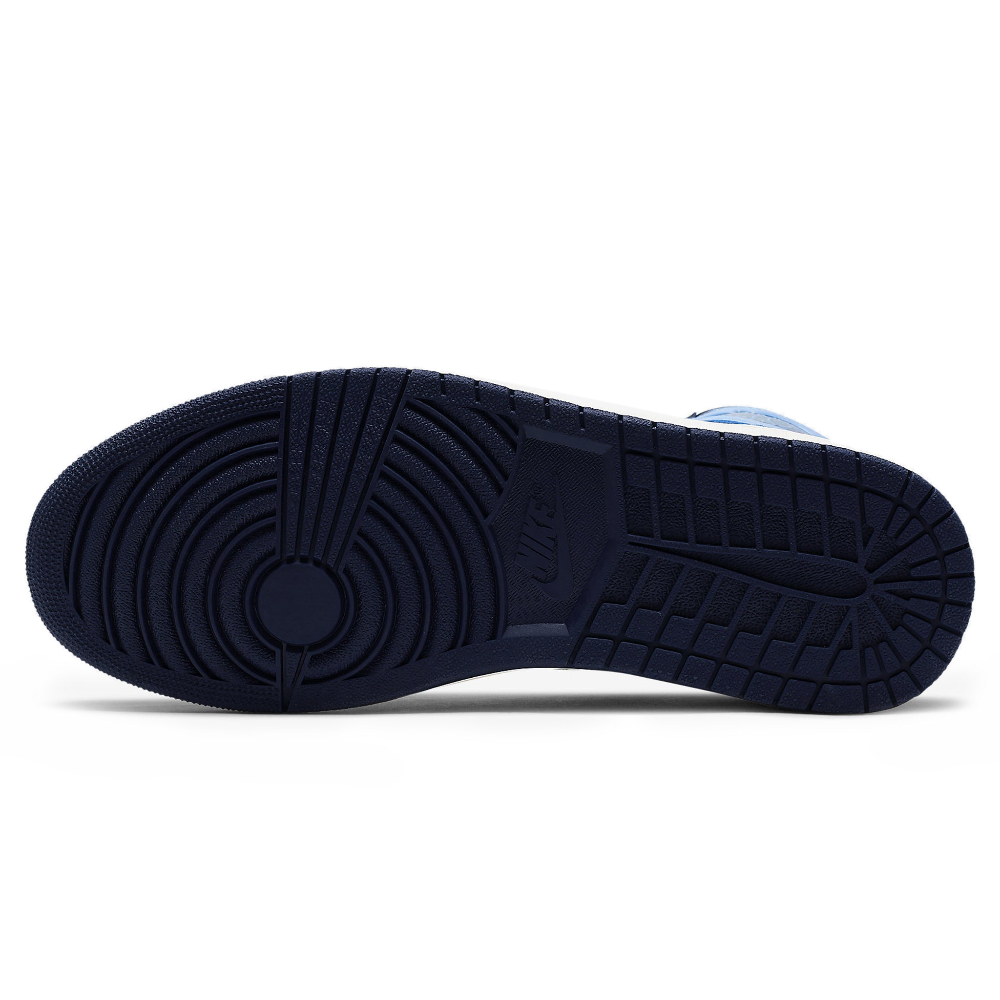 Sole view of Air Jordan 1 Retro High OG Obsidian 555088-140