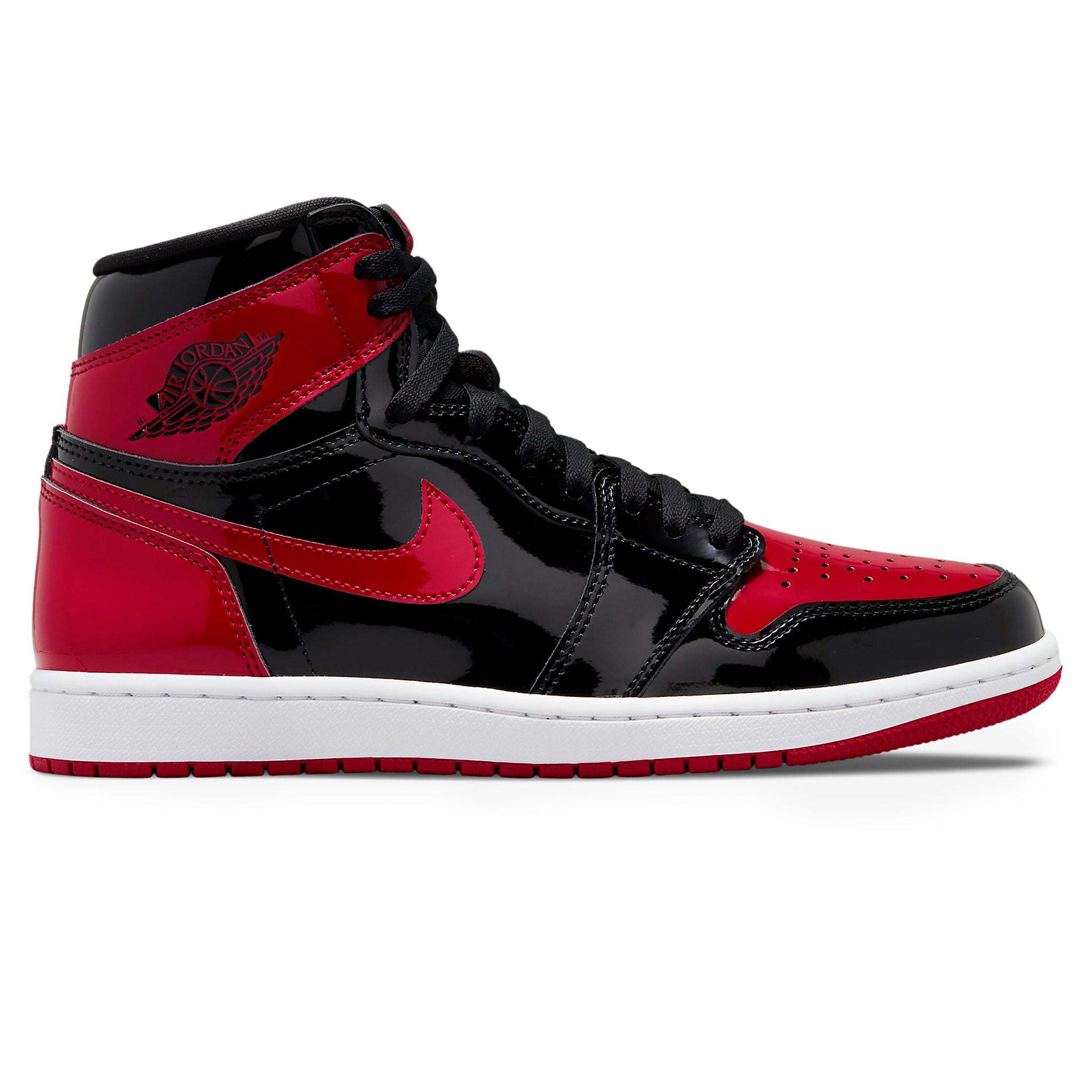 Side view of Air Jordan 1 Retro High OG Patent Bred 555088-063