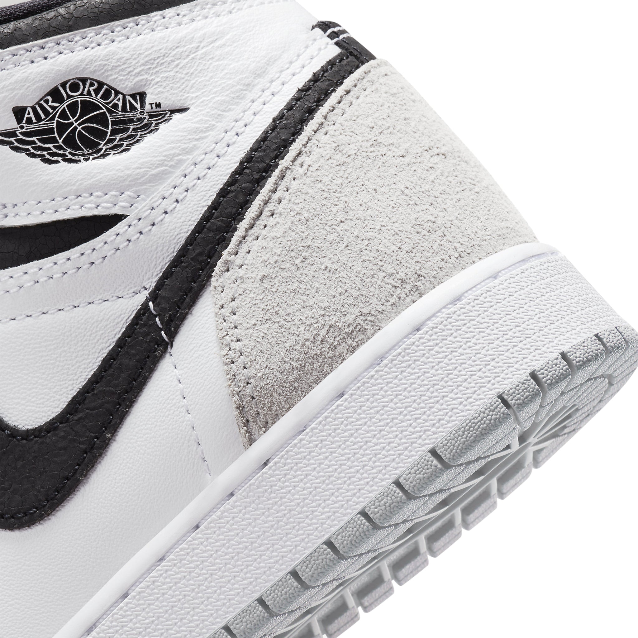 Logo view of Air Jordan 1 Retro High OG Stage Haze (GS) 575441-108