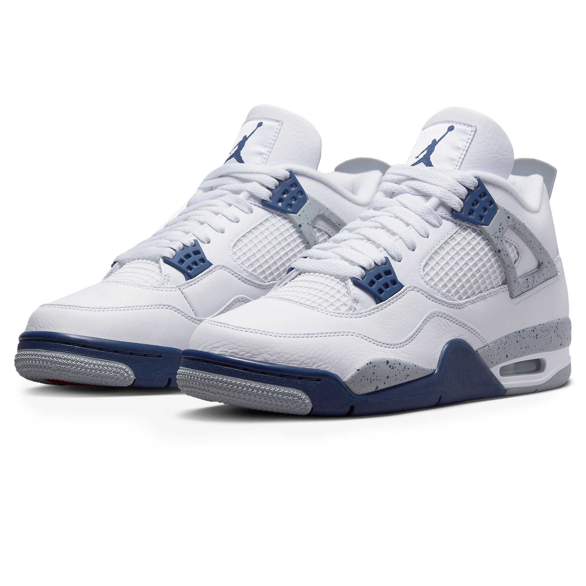 Front side view of Air Jordan 4 Retro Midnight Navy DH6927-140