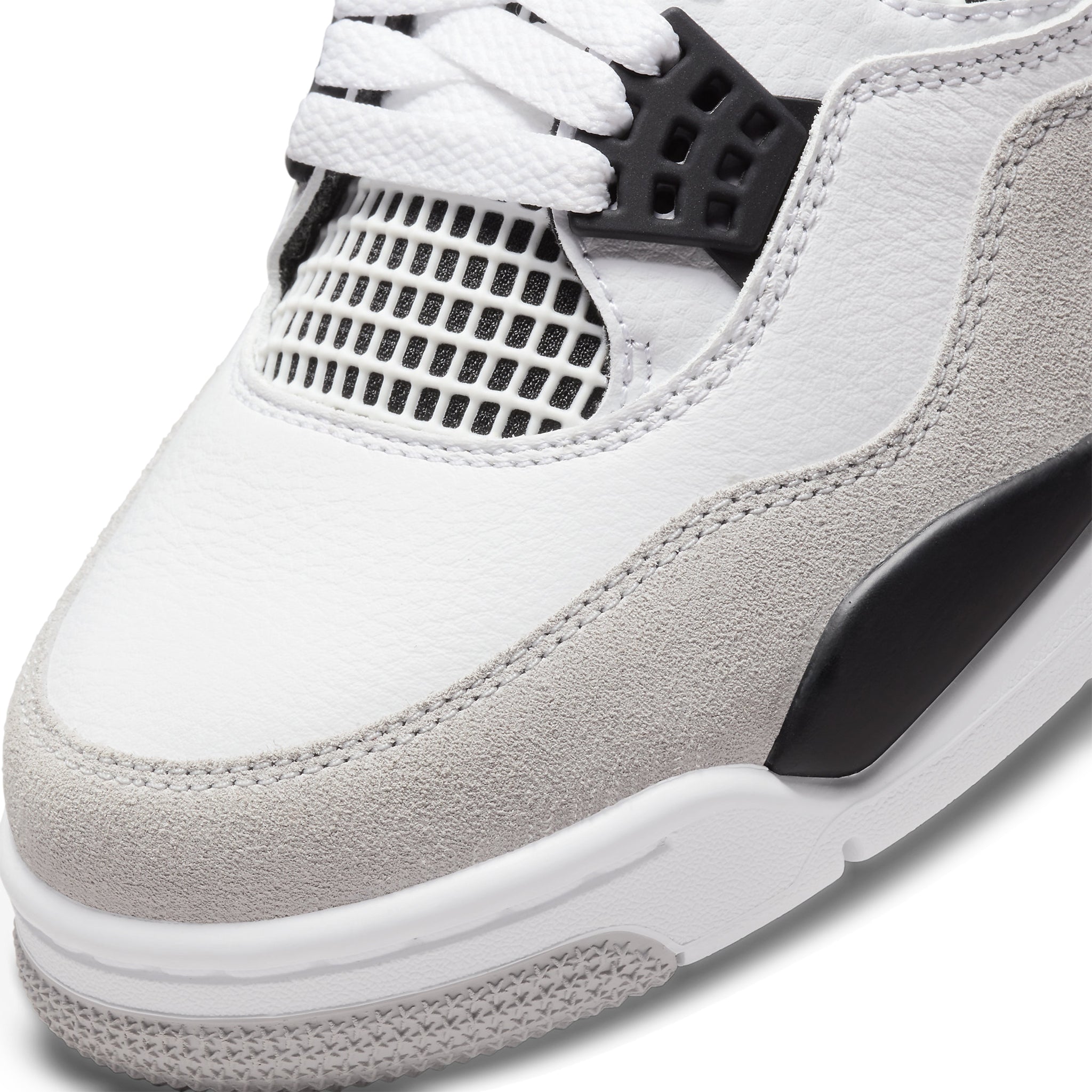 Toe box view of Air Jordan 4 Retro Military Black DH6927-111