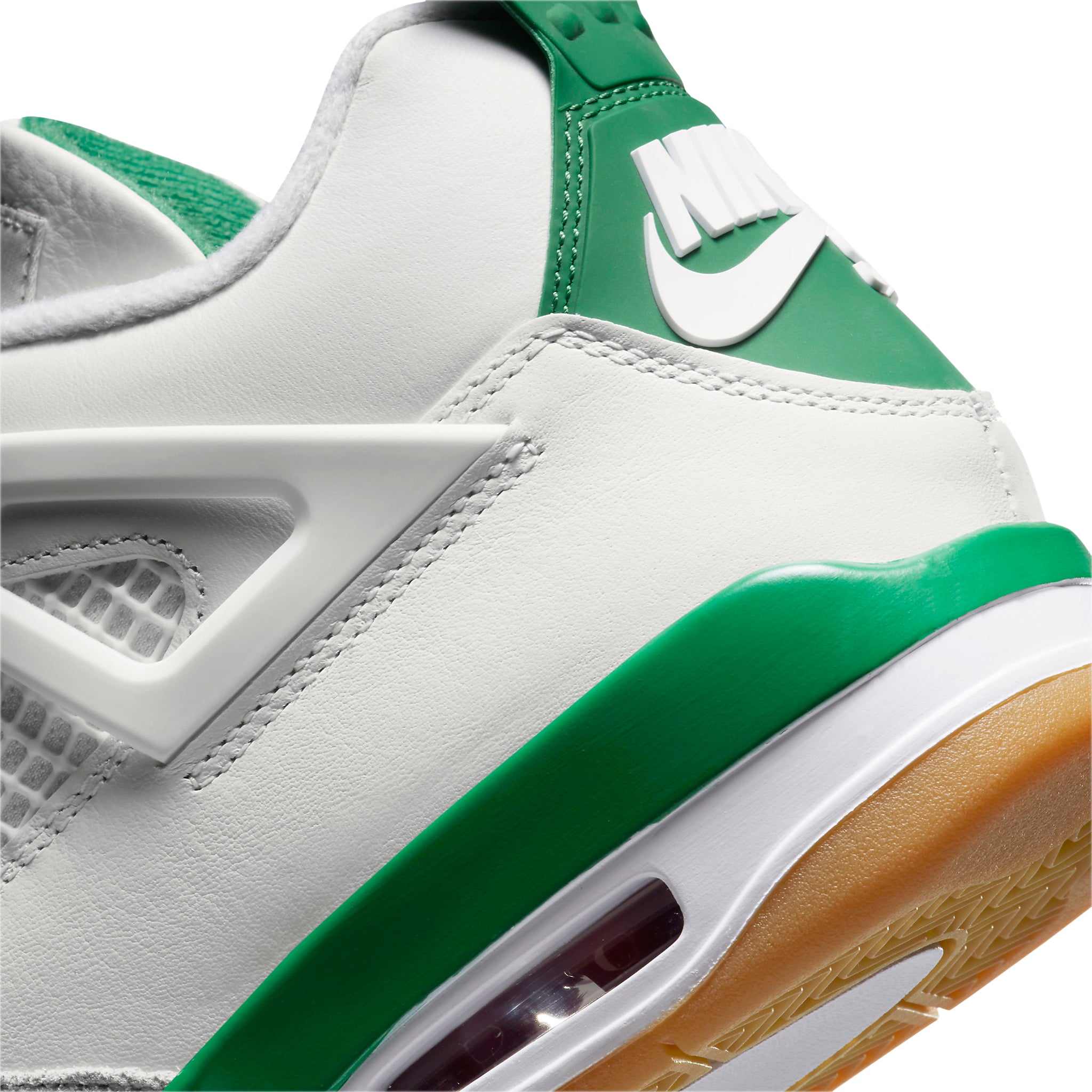 Logo view of Air Jordan 4 Retro SB Pine Green DR5415-103