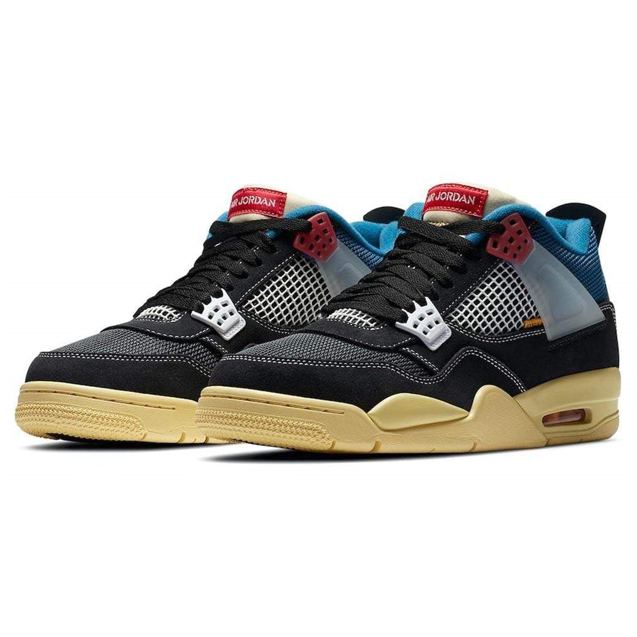 Front side view of Air Jordan 4 x Union Retro Off Noir Sneaker DC9533-001