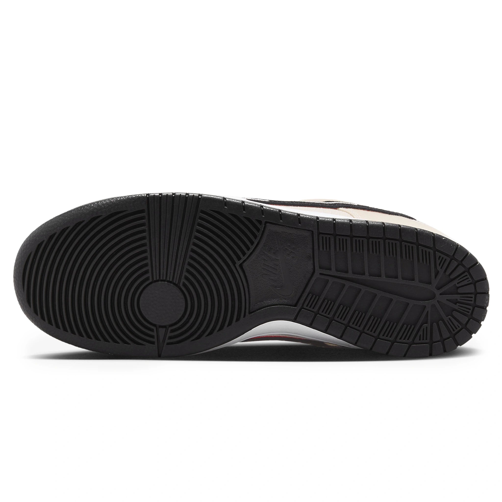 Sole view of Albino & Preto x Nike SB Dunk Low Jiu-Jitsu FD2627-200