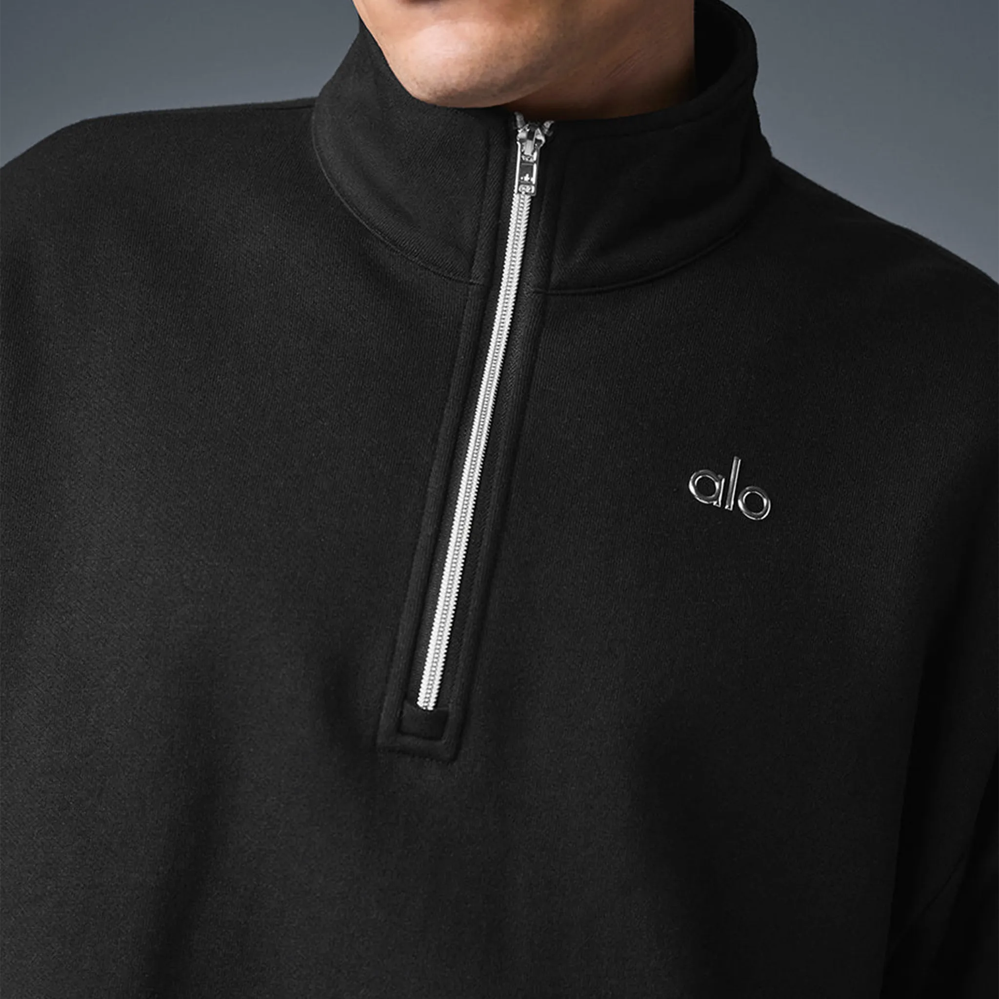 Detailed View of Alo Yoga Accolade 1/4 Zip Black Sweatshirt