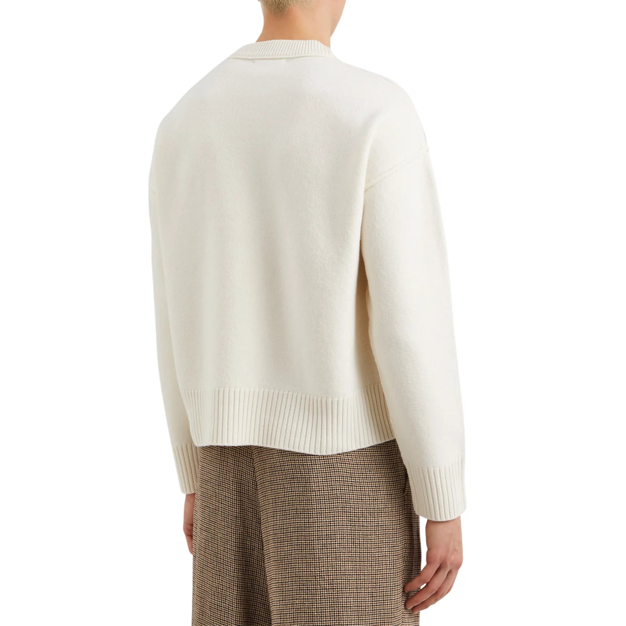 Model Back view of Ami Paris Red Ami De Coeur Logo-intarsia Off White Sweater UKS003016102SS22