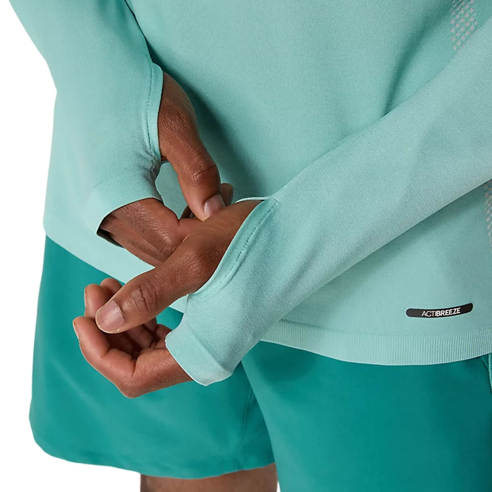 Detailed View of ASICS Seamless L/S Birch Oasis Green T Shirt 2011C394_201