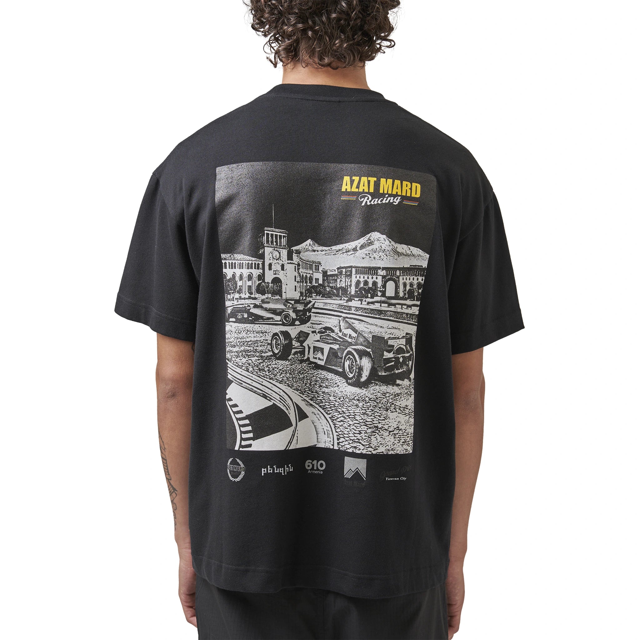 Model back view of Azat Mard Yerevan Racing T Shirt Black FW23033