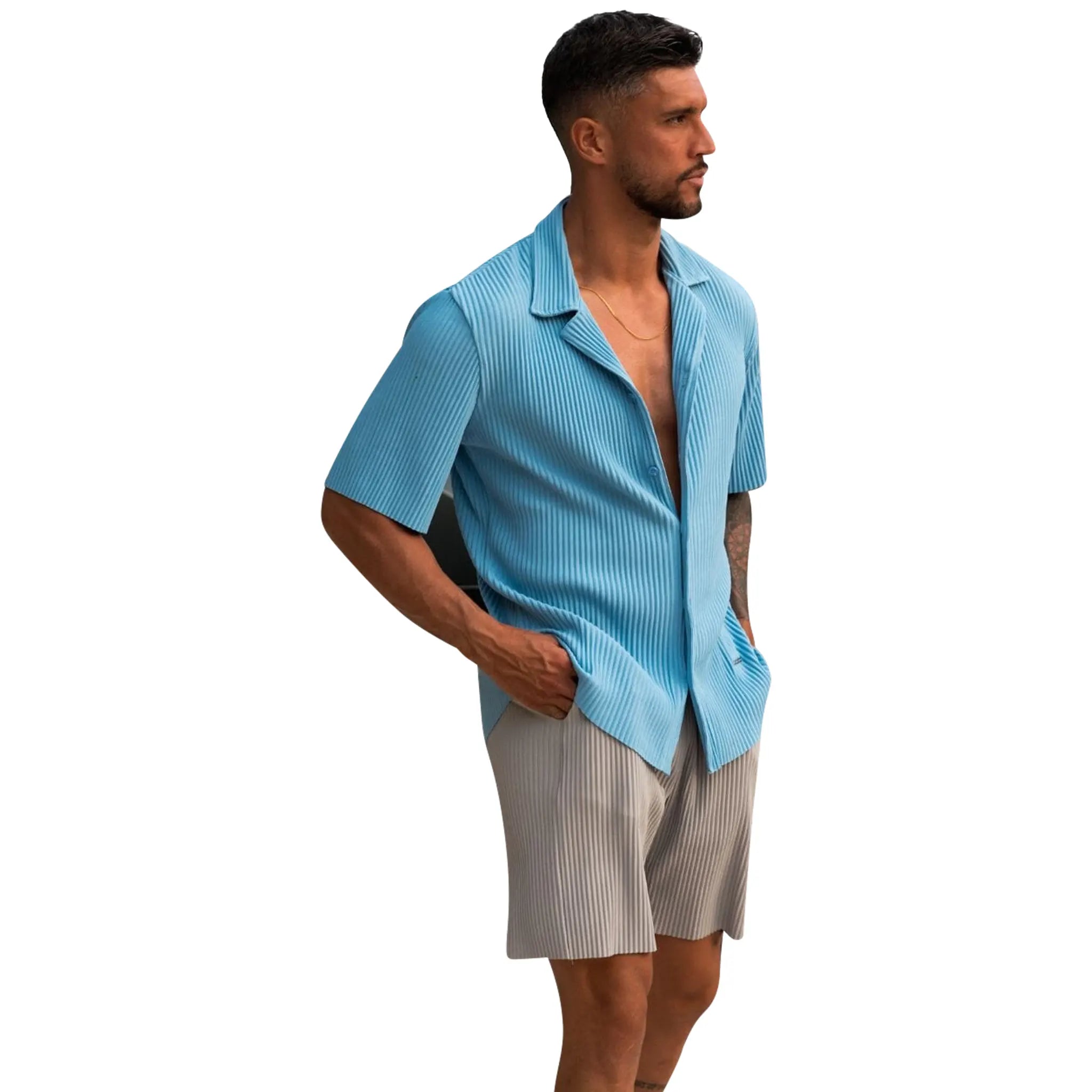 Front Side Detail view of Belier Pleated Short Sleeve Light Blue Resort Shirt BM-073