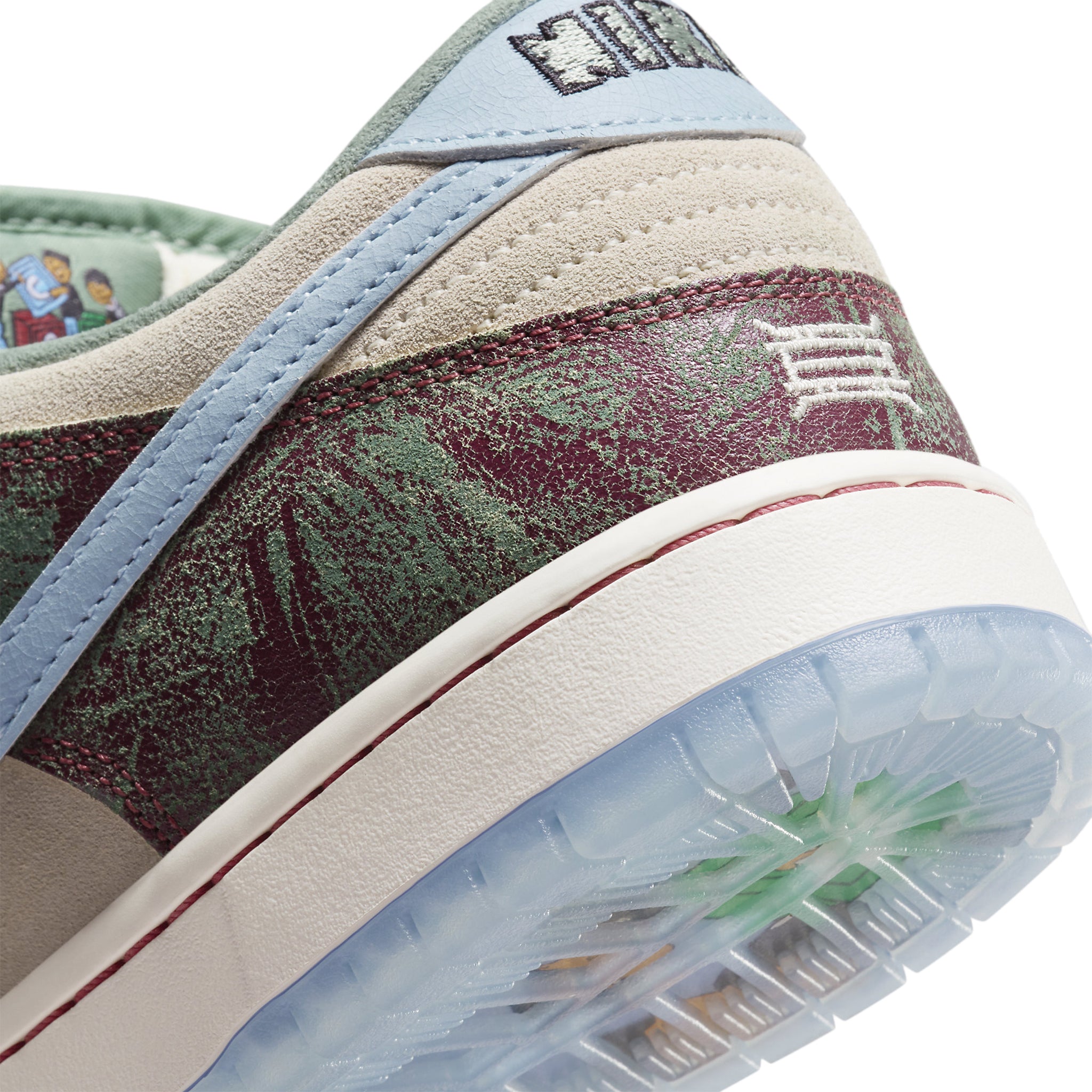 Heel view of Crenshaw Skate Club x Nike SB Dunk Low FN4193-100