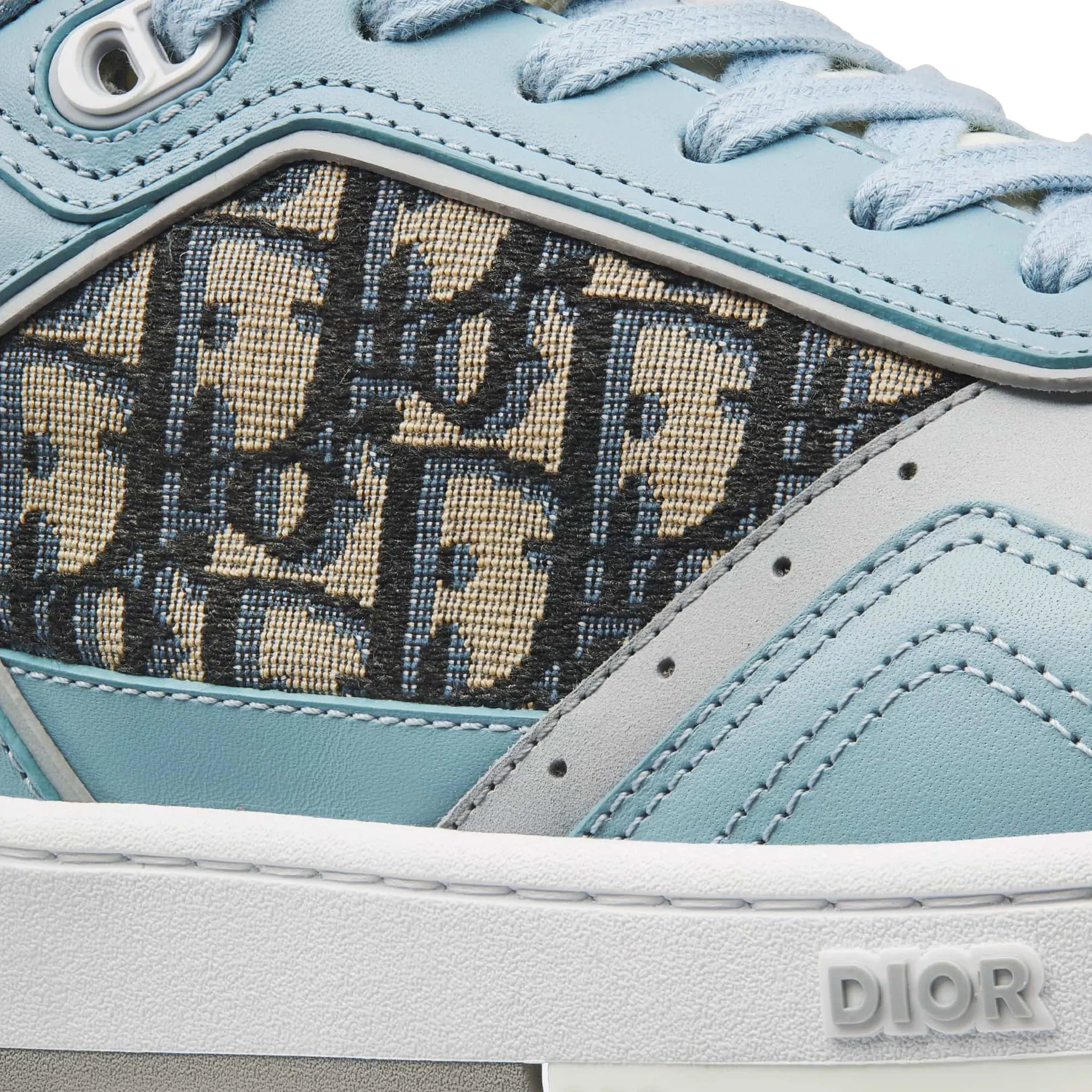 Detailed Side View of Dior B27 Oblique Light Blue White Low Top Sneaker 3SN272ZIR H526