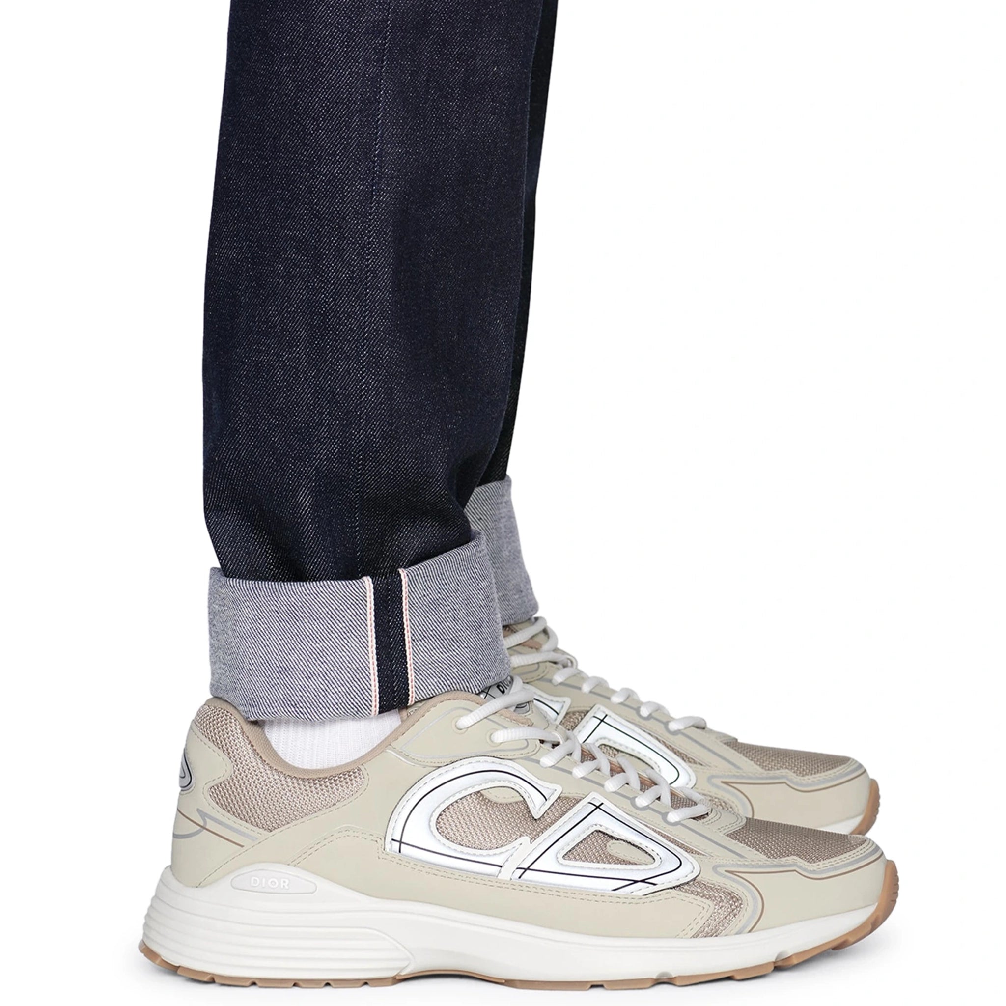 Model side view of Dior B30 Mesh Cream Trainer 3SN279ZMA_H161