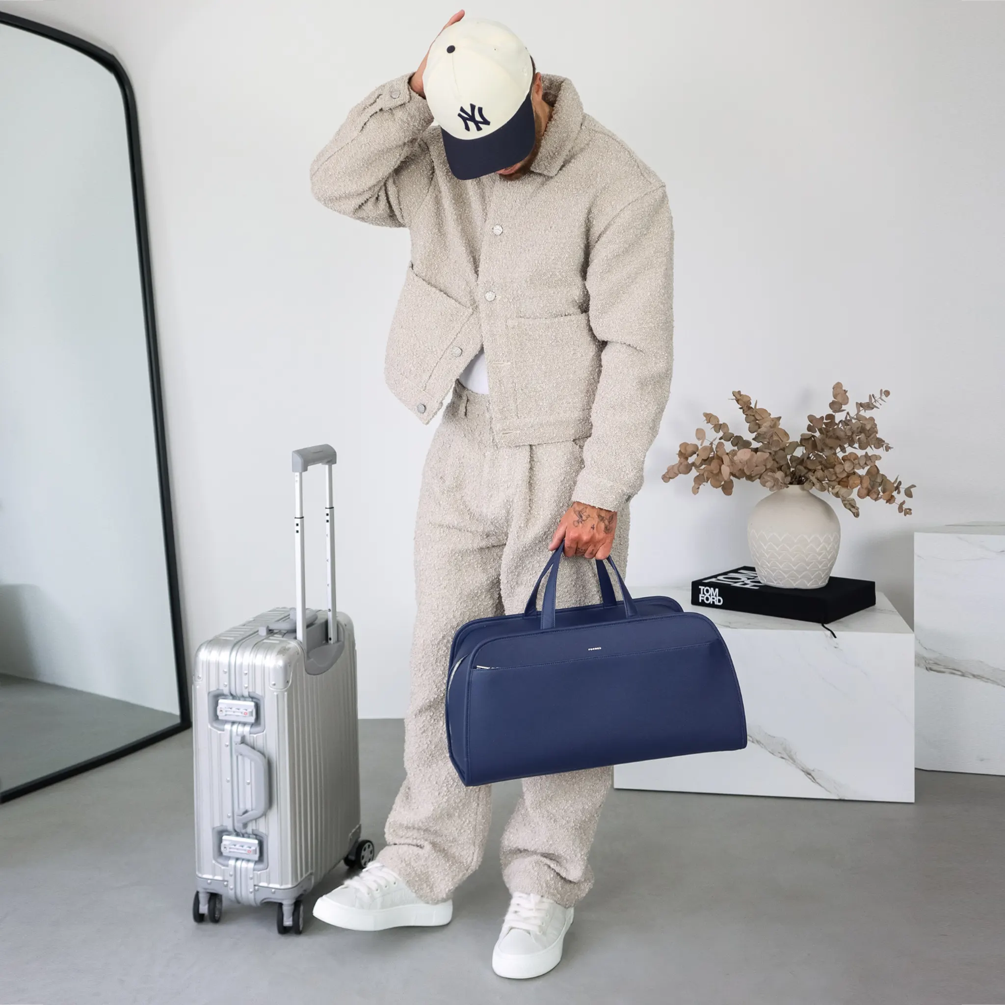 Model Front View of Formes Porto Abyss Duffel Bag