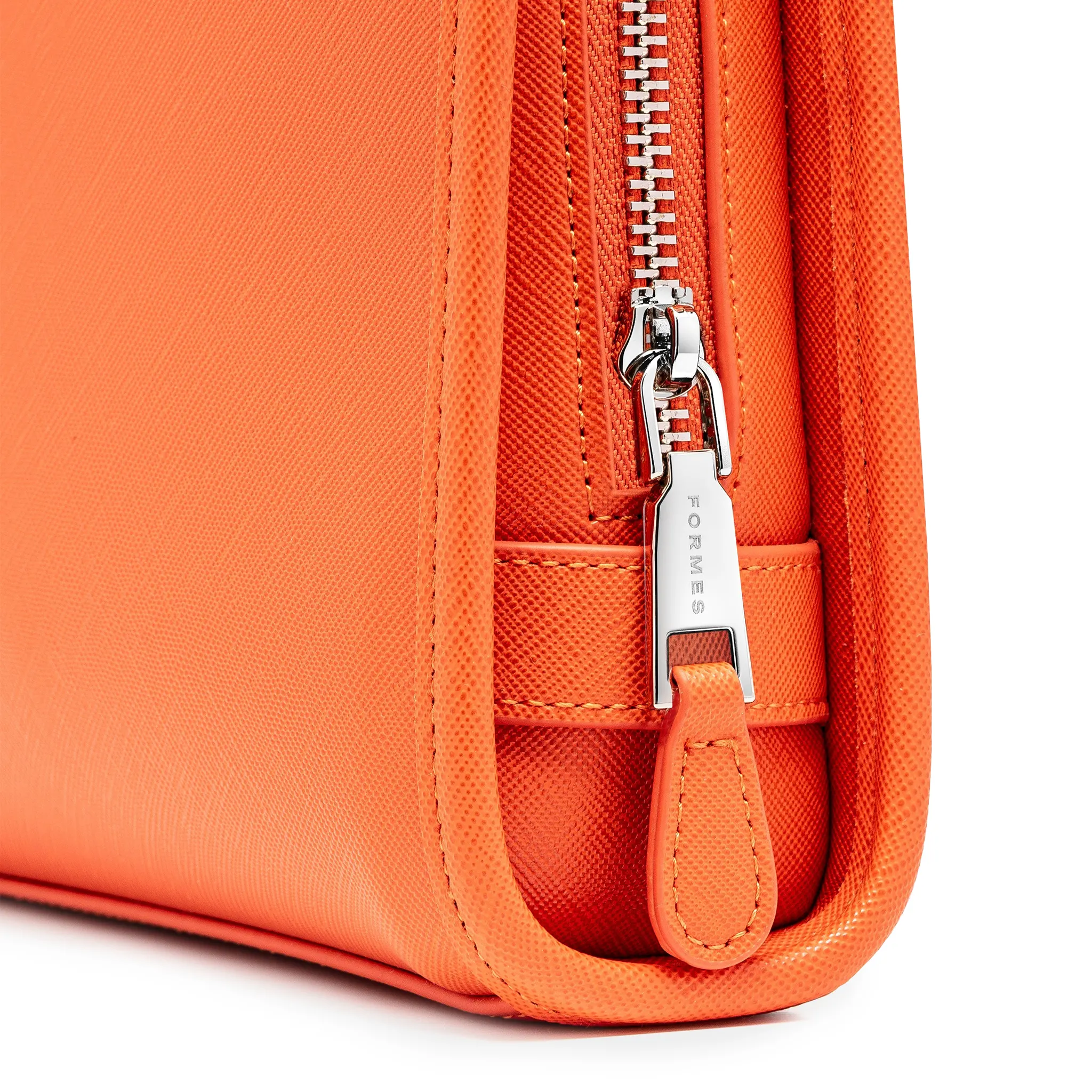 Detailed Zip View of Formes Porto Magna Mini Clutch Bag