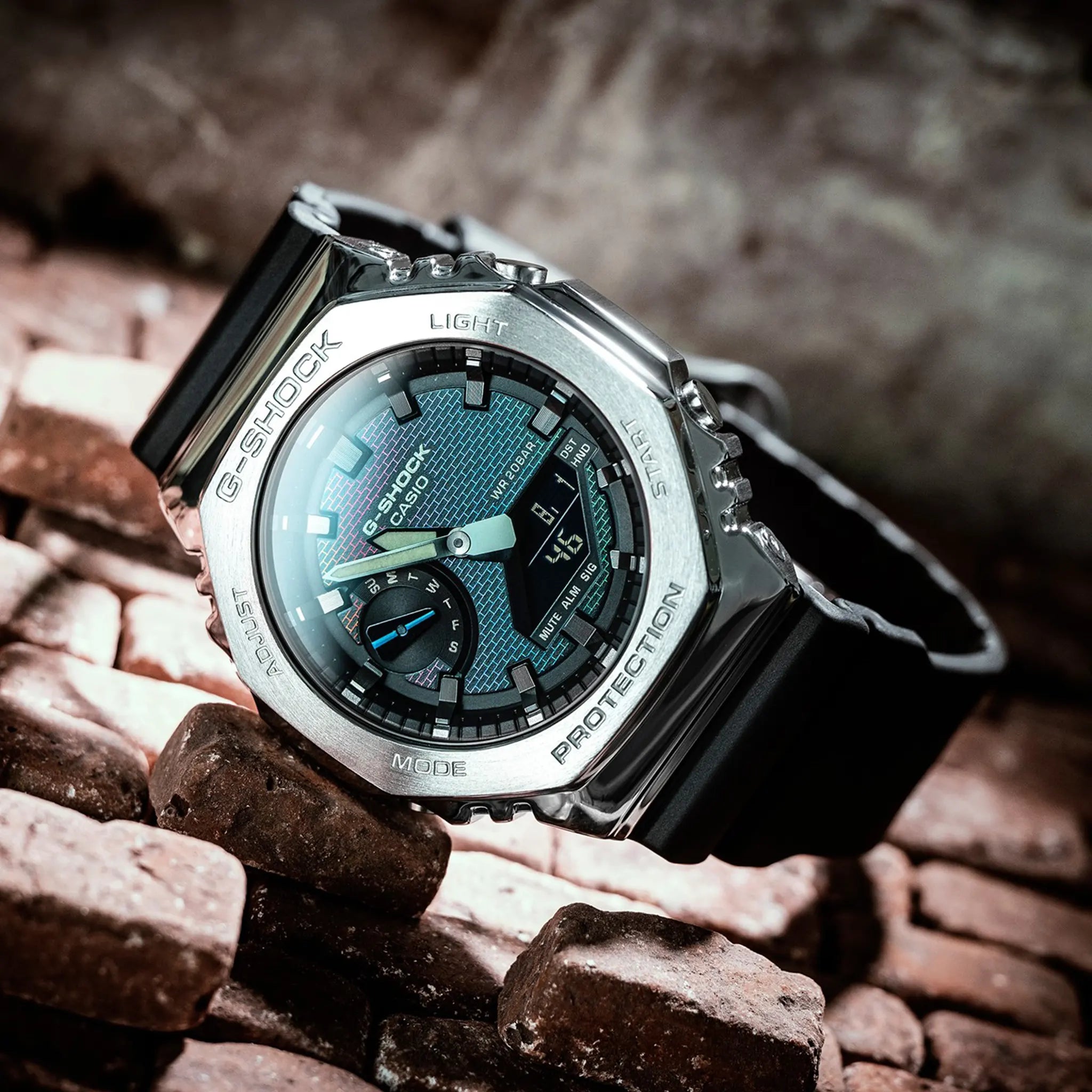 Front View of G-Shock Casio GM-2100RW-1AER Silver Black