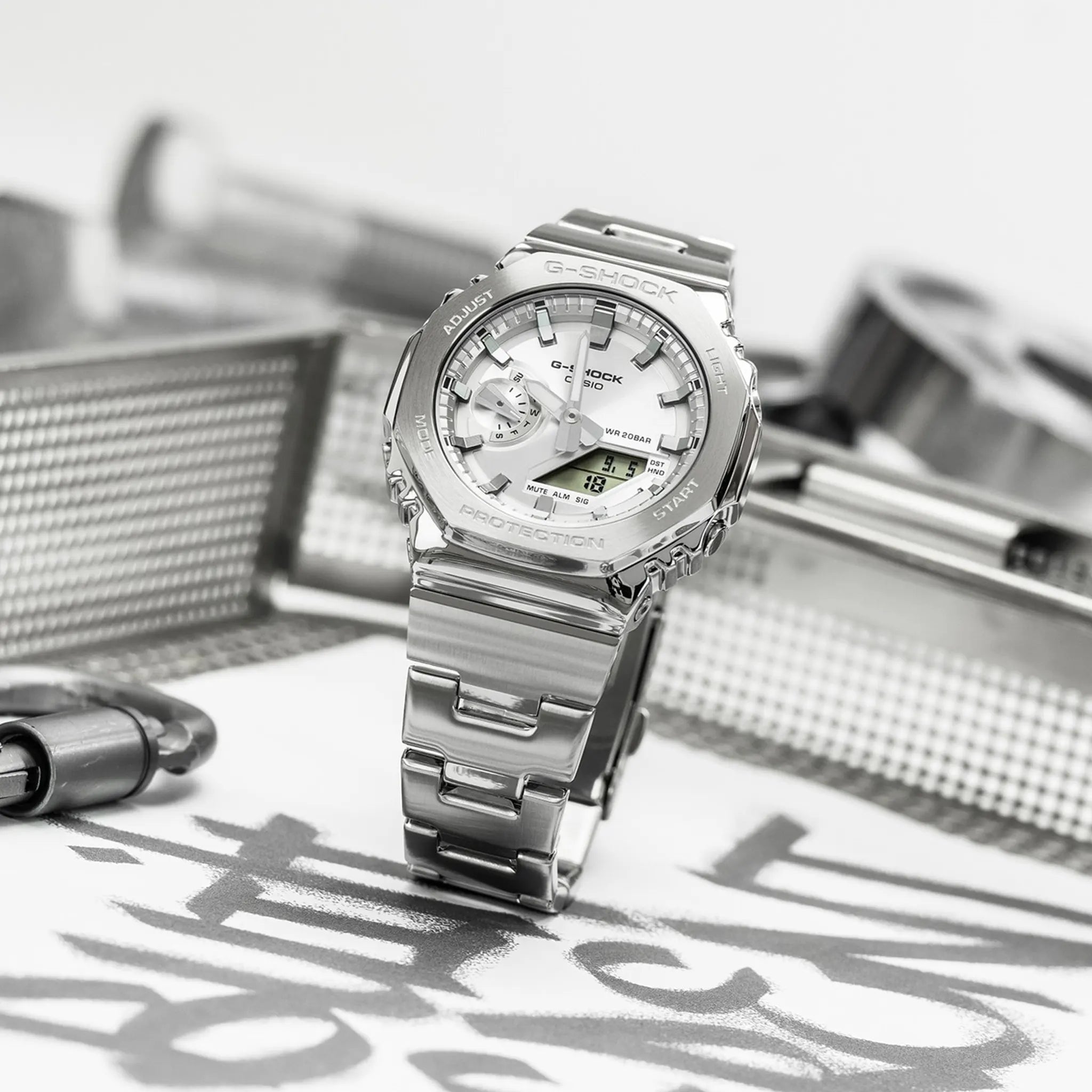 Front and Belt View of G-Shock Casio GM-2110D-7AER Silver