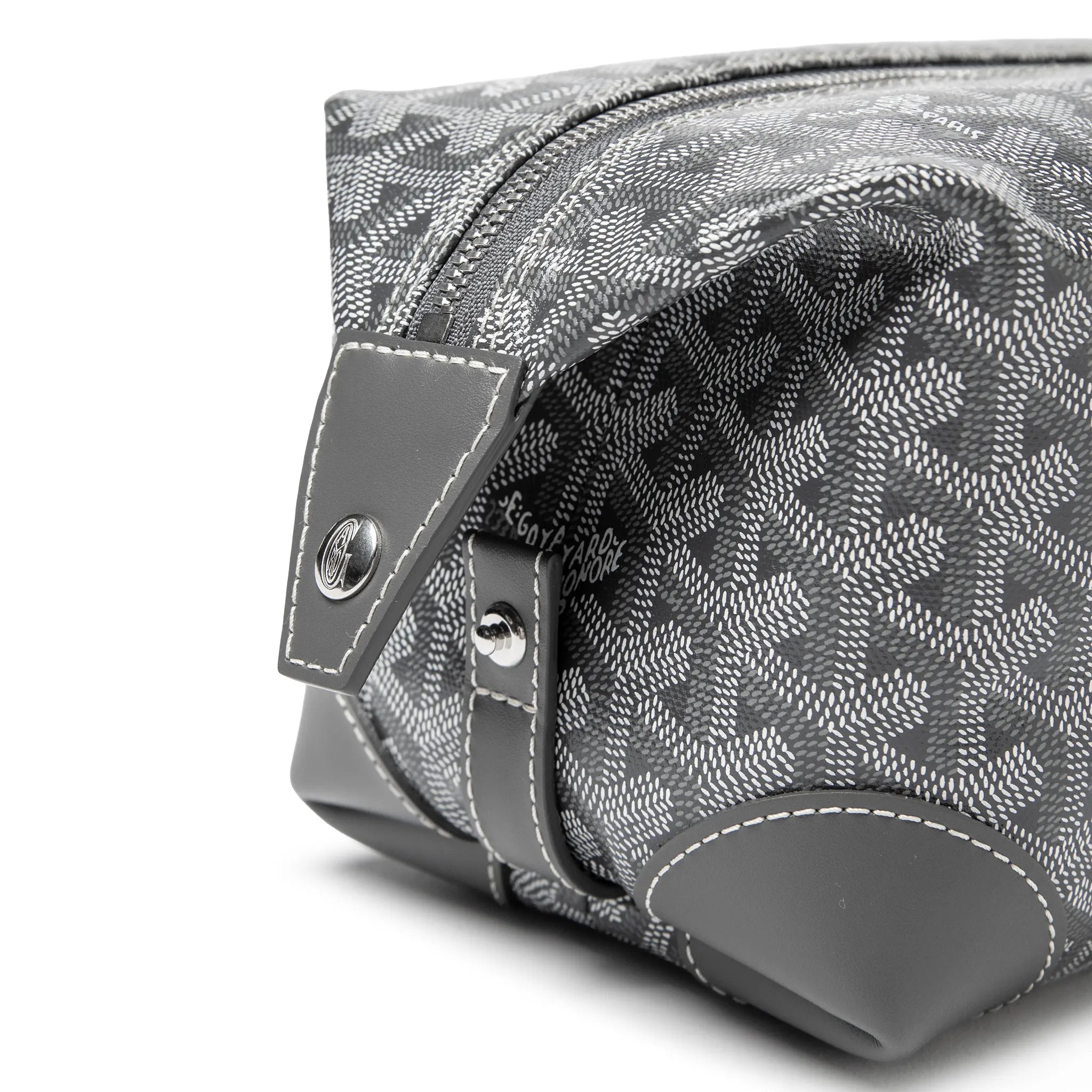 Detailed View of Goyard Bowling 25 Grey Toiletry Bag BOWLIN025TY01CL03P