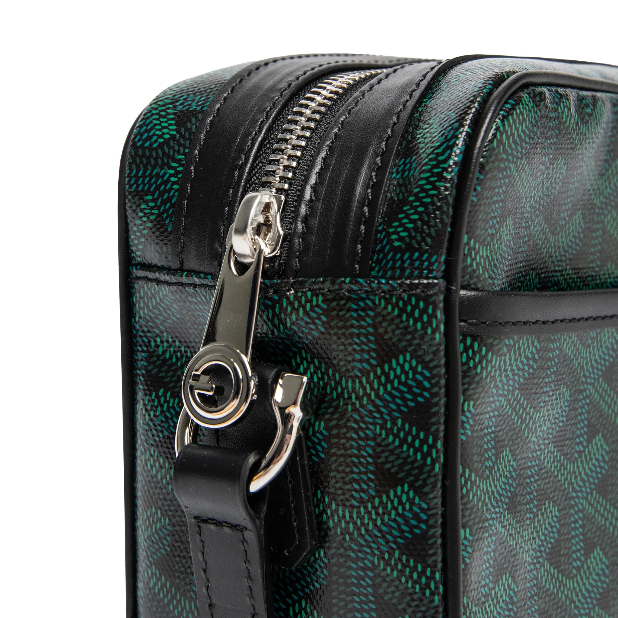 Detailed Side View of Goyard Cap-Vert PM Evergreen Bag CAPVE2PMLTY79CL79P