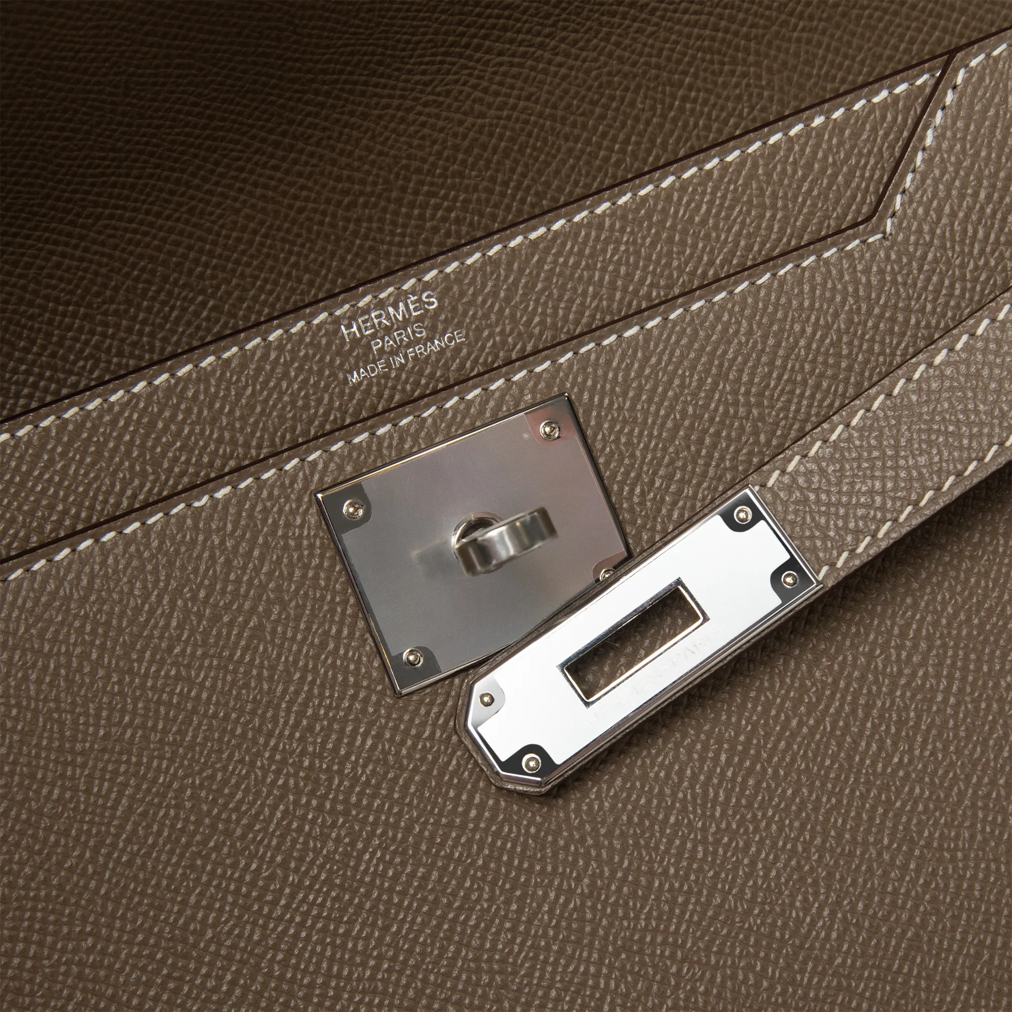 Side Front View of Hermes Paris Kelly Depeches 25 Epsom Etoupe Palladium Hardware H078397CK18
