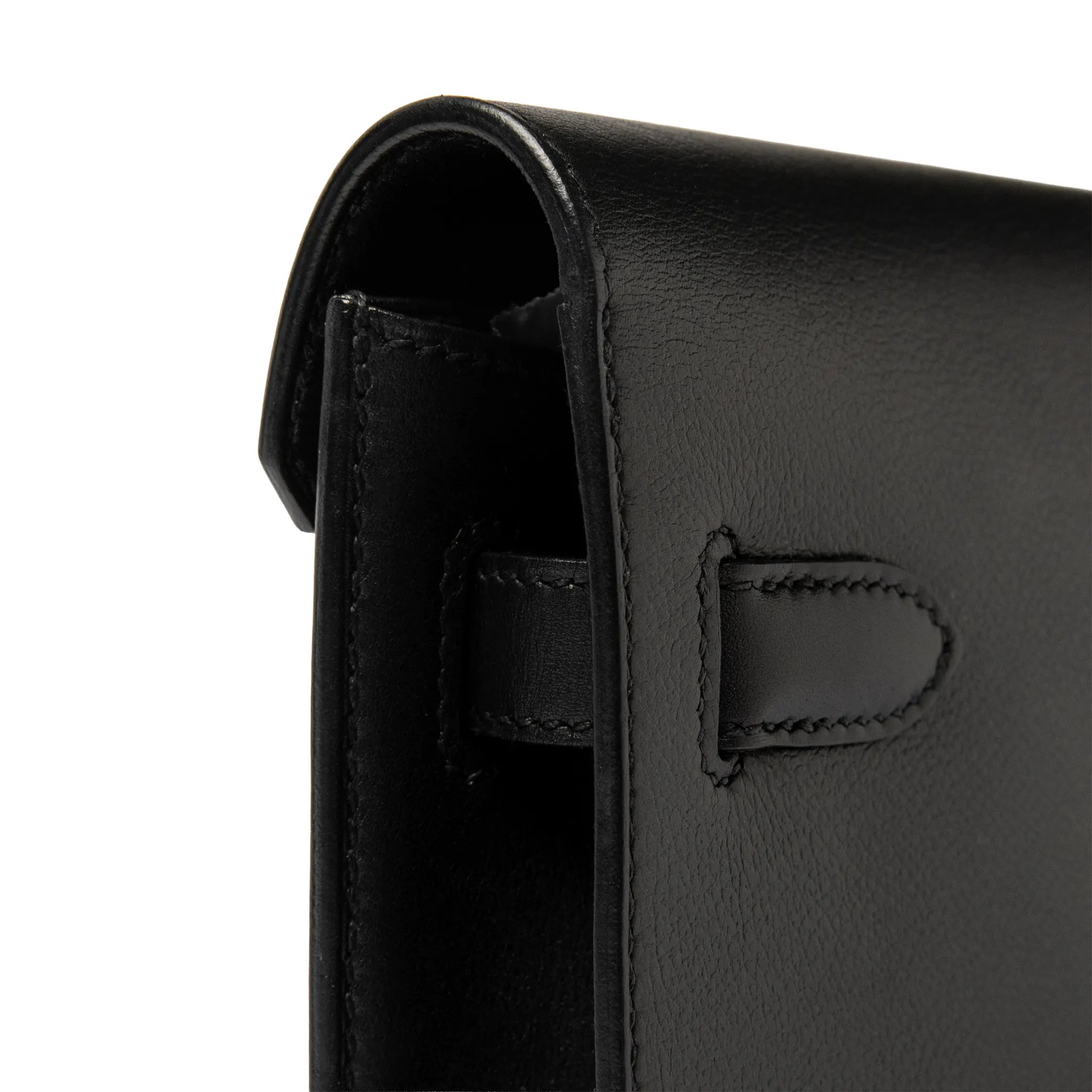 Detailed View of Hermes Kelly Depeches 25 Evercolor Black Gold Hardware H078398CC89
