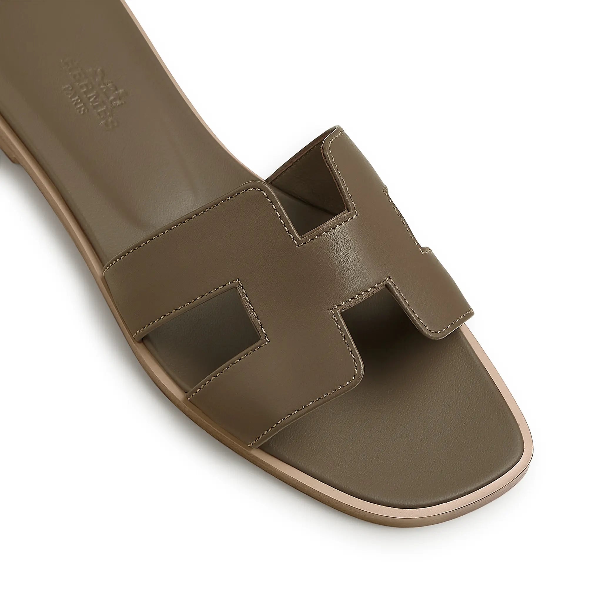 Upper View of Hermès Paris Oran Étoupe Sandal H202272Z X3385