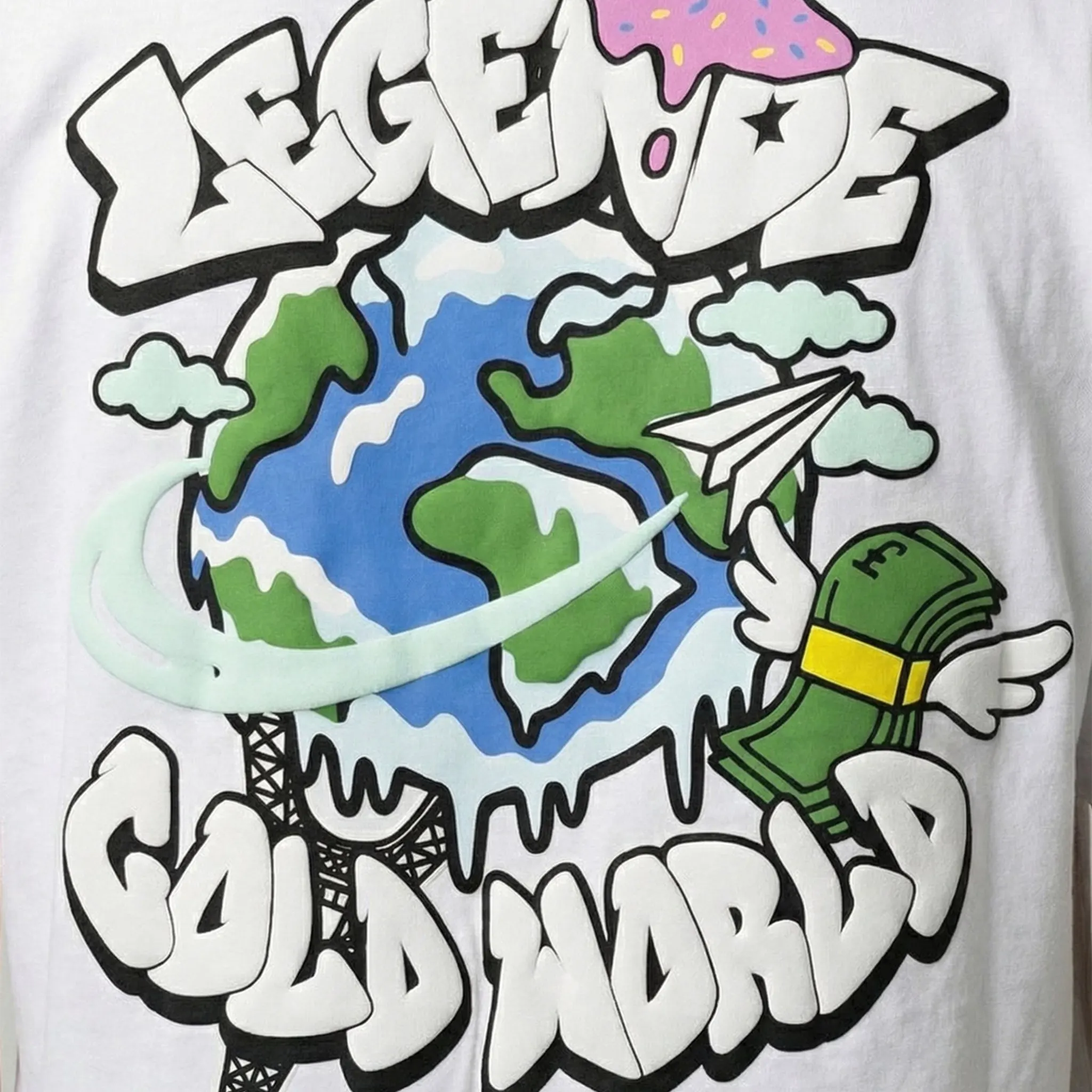 Detailed View of Légende Paris Cold World White T-Shirt