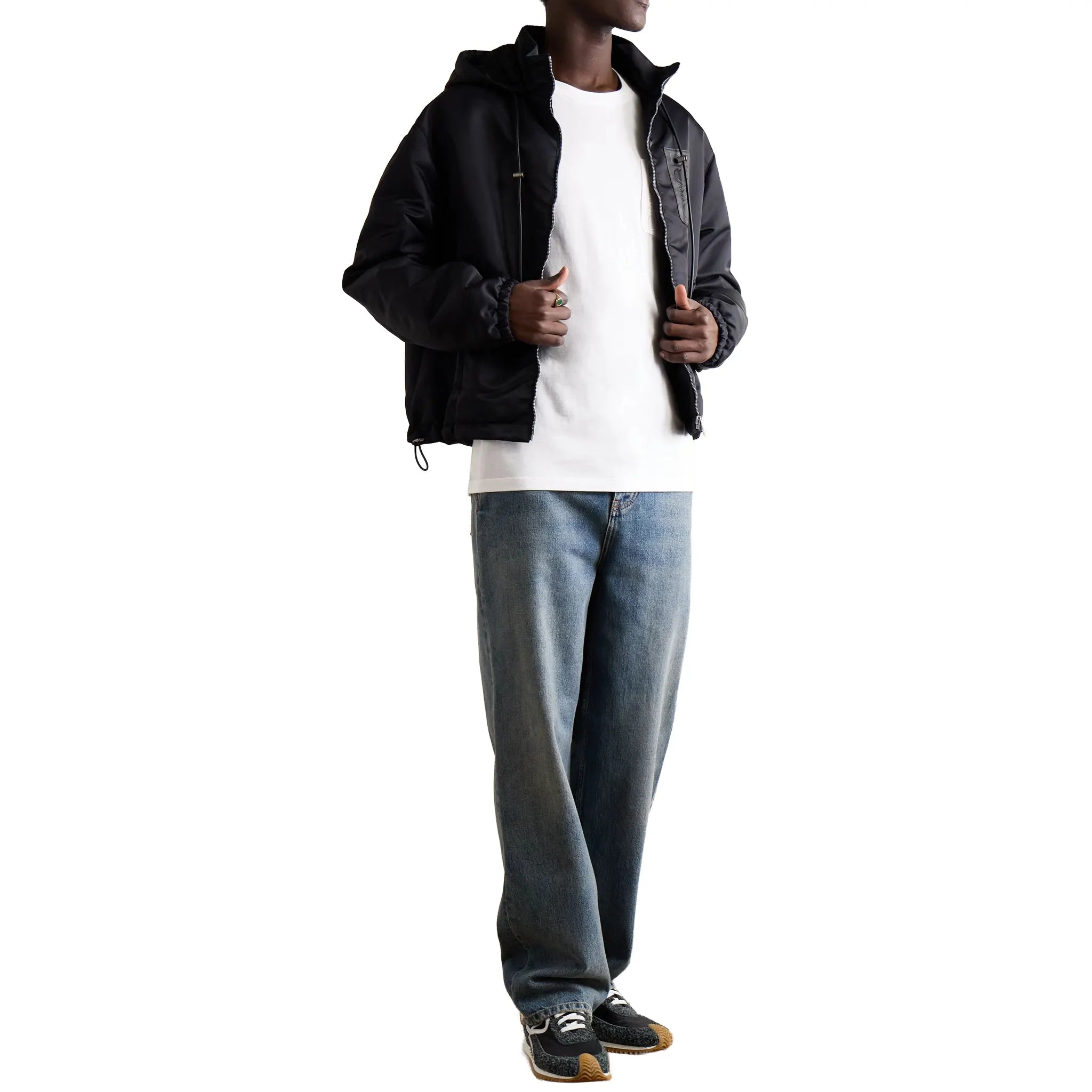 Model Full View of Loewe Relaxed Fit White T Shirt H526Y22XBC 2100