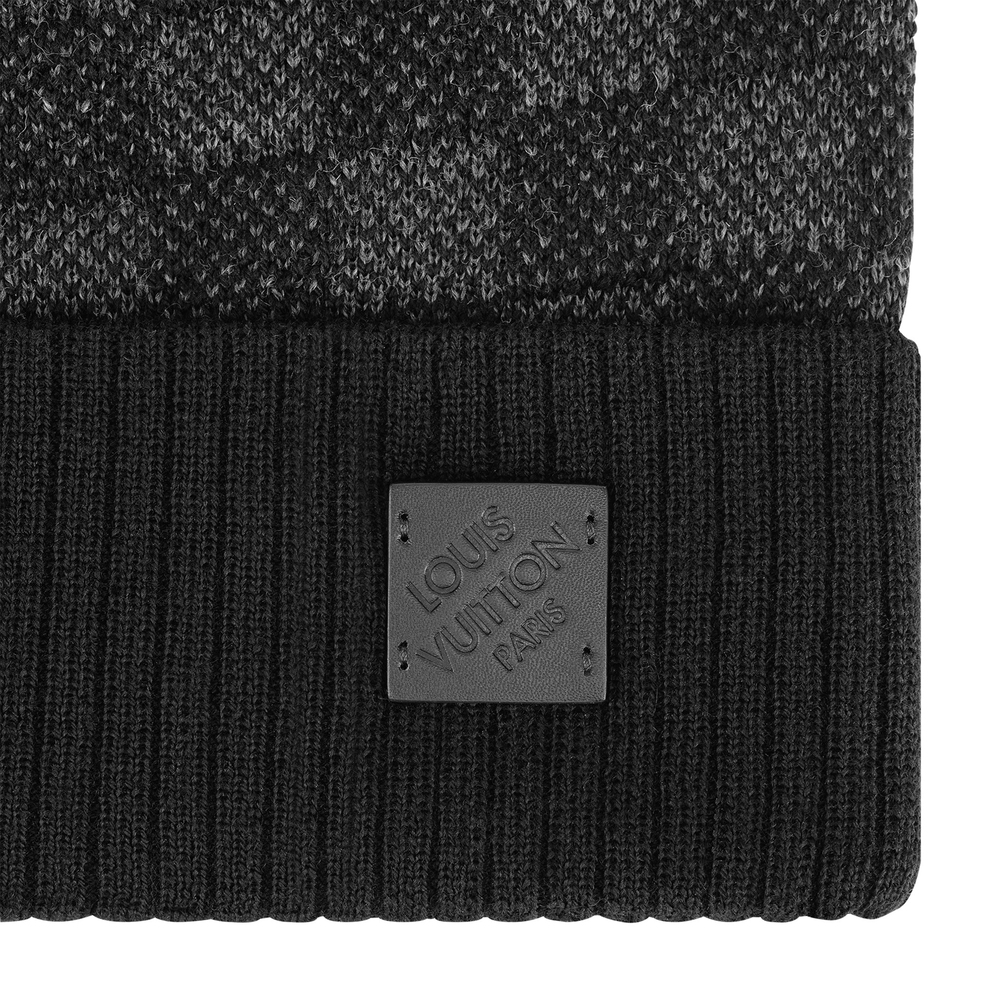 Corner hat view of Louis Vuitton Néo Petit Damier Anthracite Beanie & Scarf NVPROD3920087V