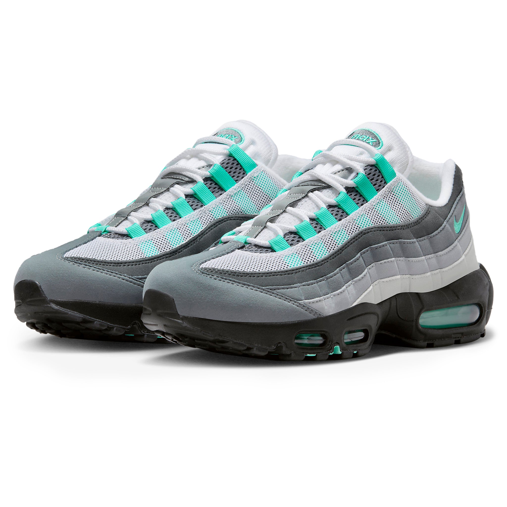 Front side view of Nike Air Max 95 Hyper Turquoise FV4710-100