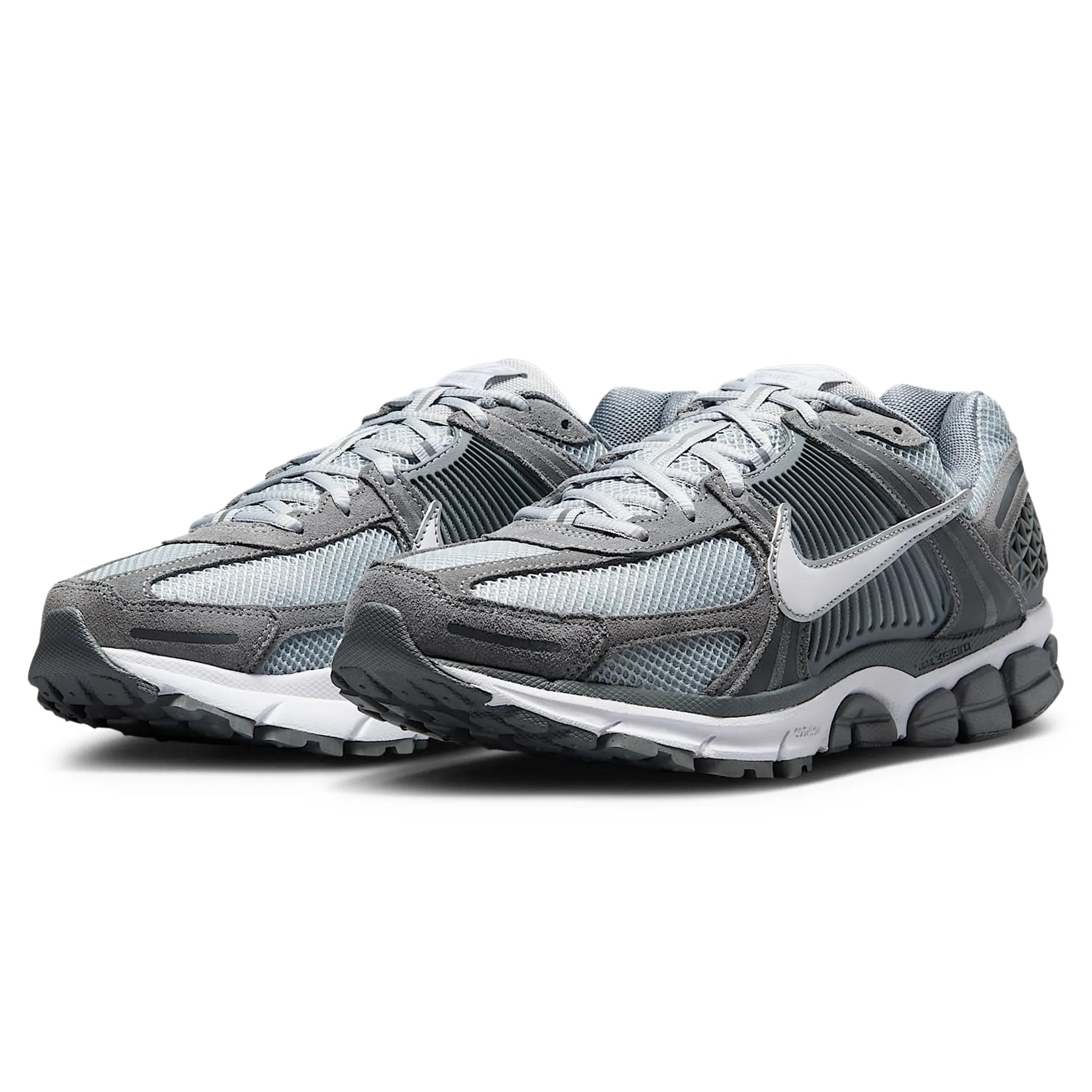 Front Side View of Nike Zoom Vomero 5 Cool Grey HF1553-003