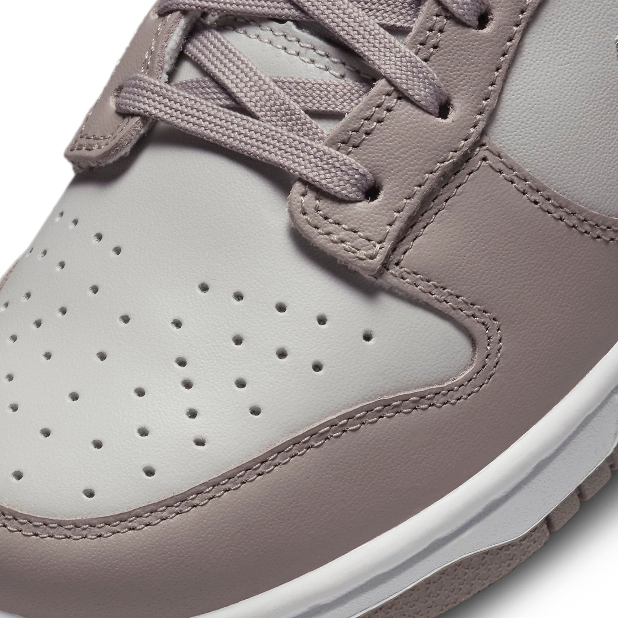 Toe box view of Nike Dunk Low Bone Beige (W) FD0792-001