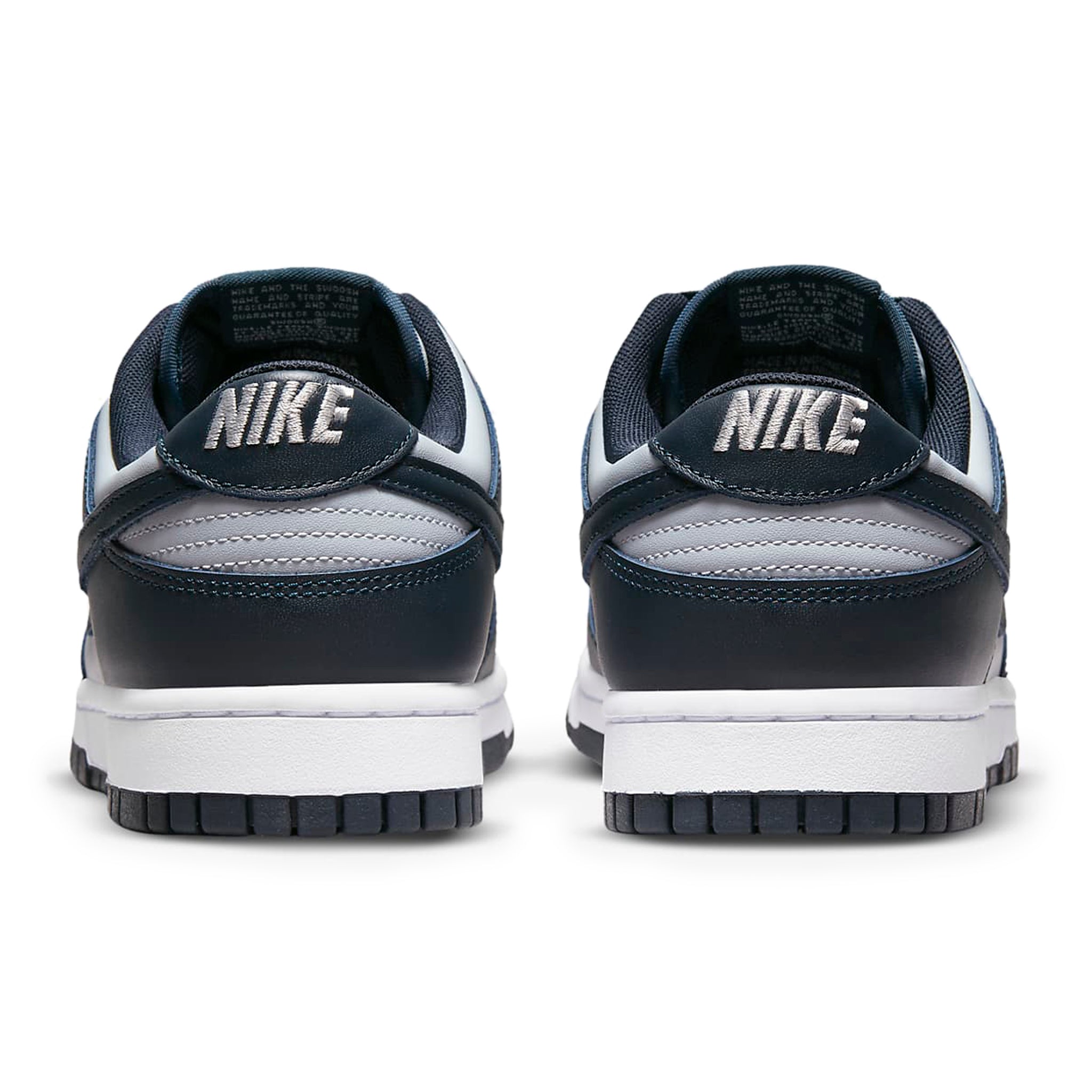 Heel view of Nike Dunk Low Georgetown (2021) DD1391-003