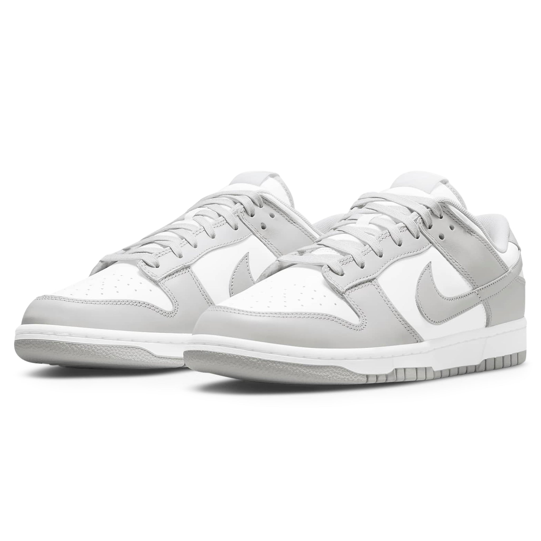 Front side view of Nike Dunk Low Grey Fog DD1391-103