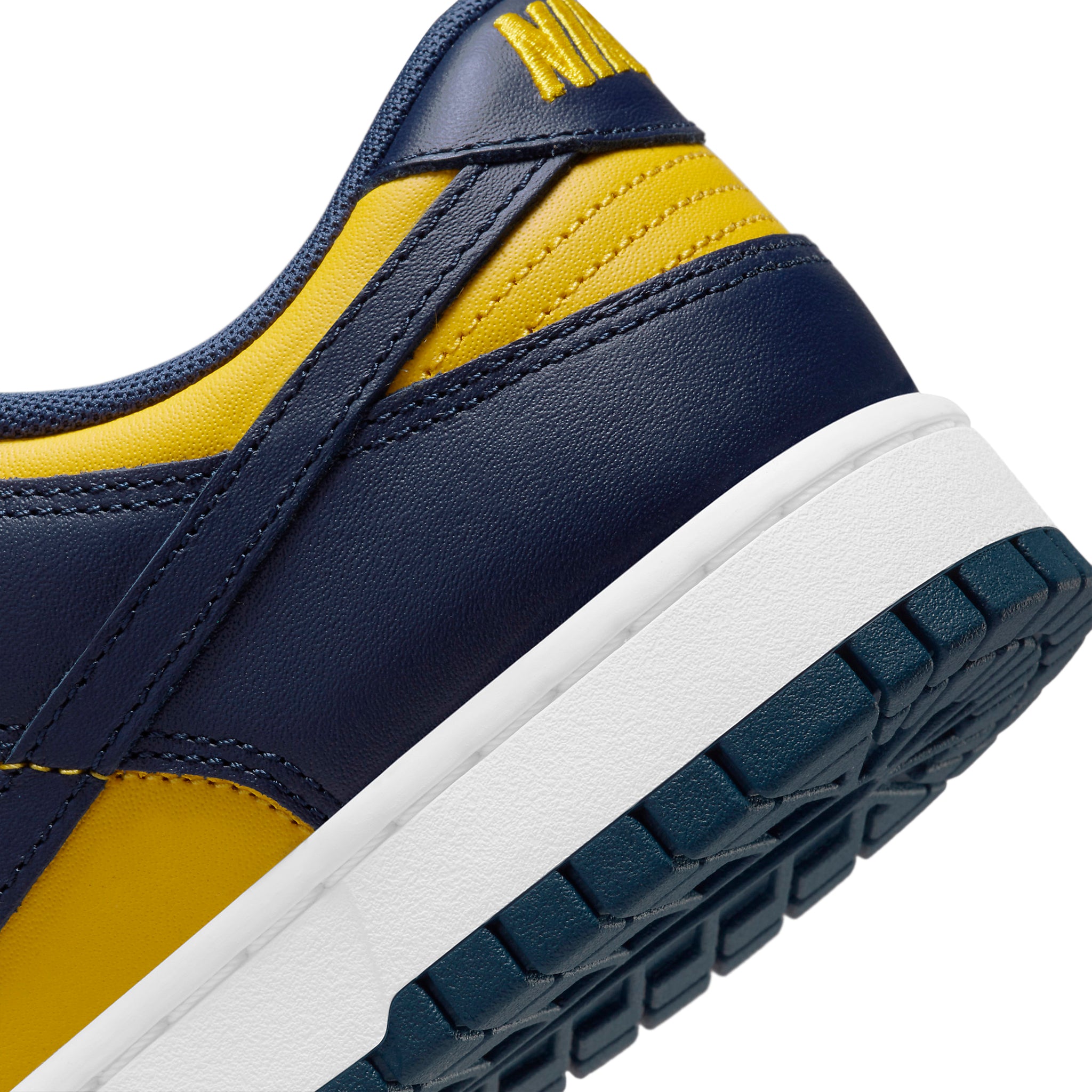 Back view of Nike Dunk Low Michigan (2021) DD1391-700